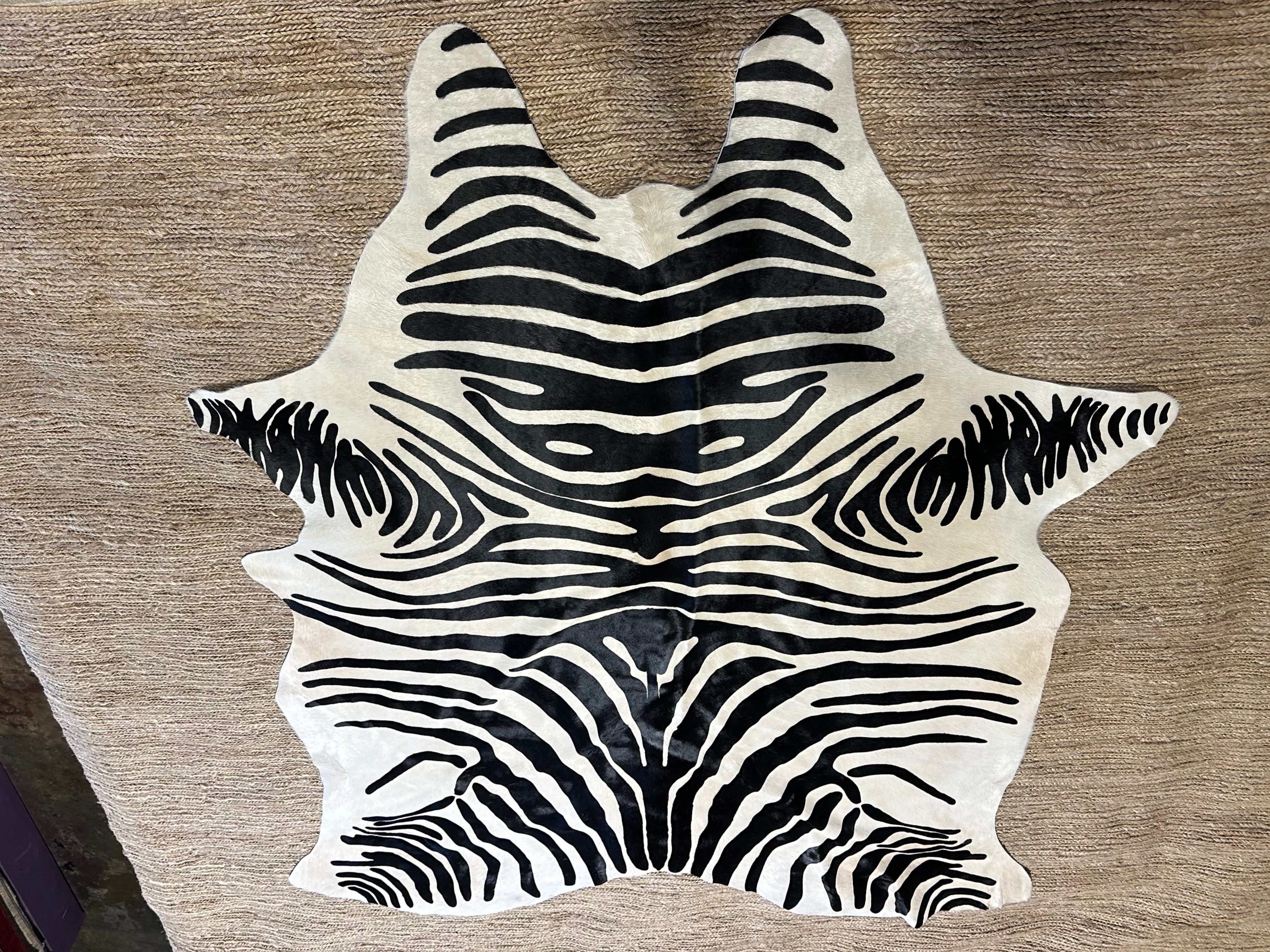 Zebra Off White Cowhide Rug 5x7