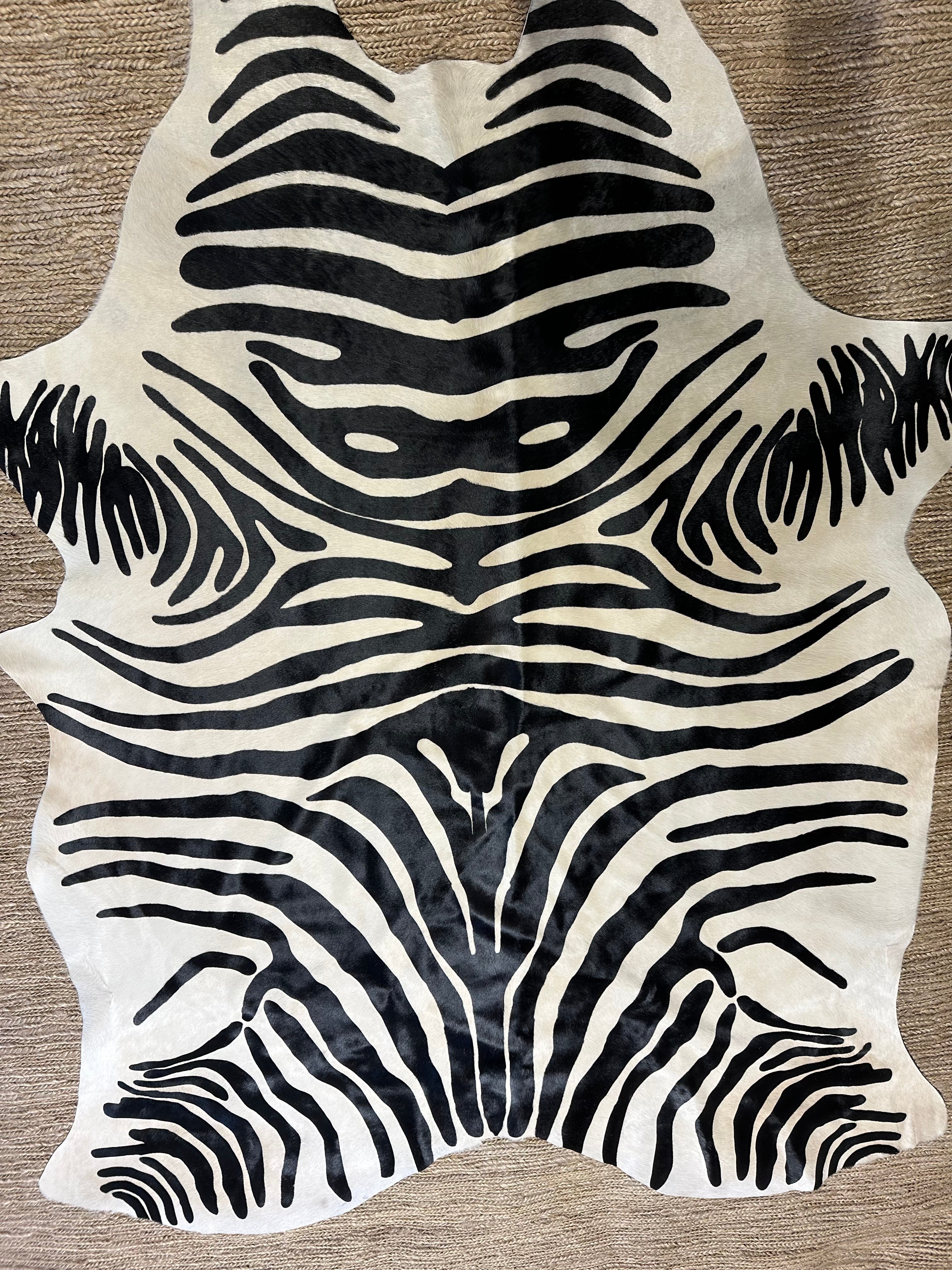 Zebra Off White Cowhide Rug 5x7