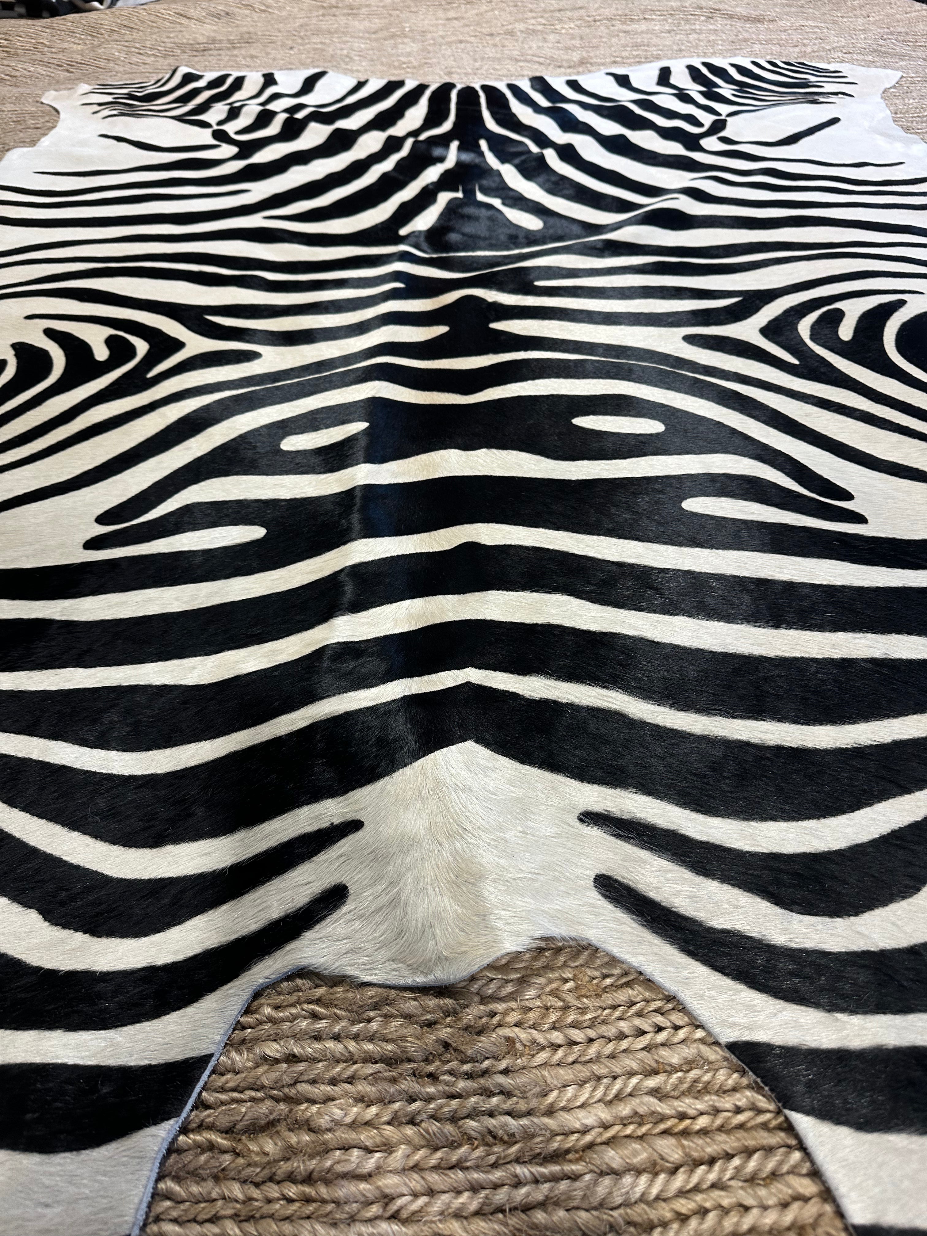 Zebra Off White Cowhide Rug 5x7