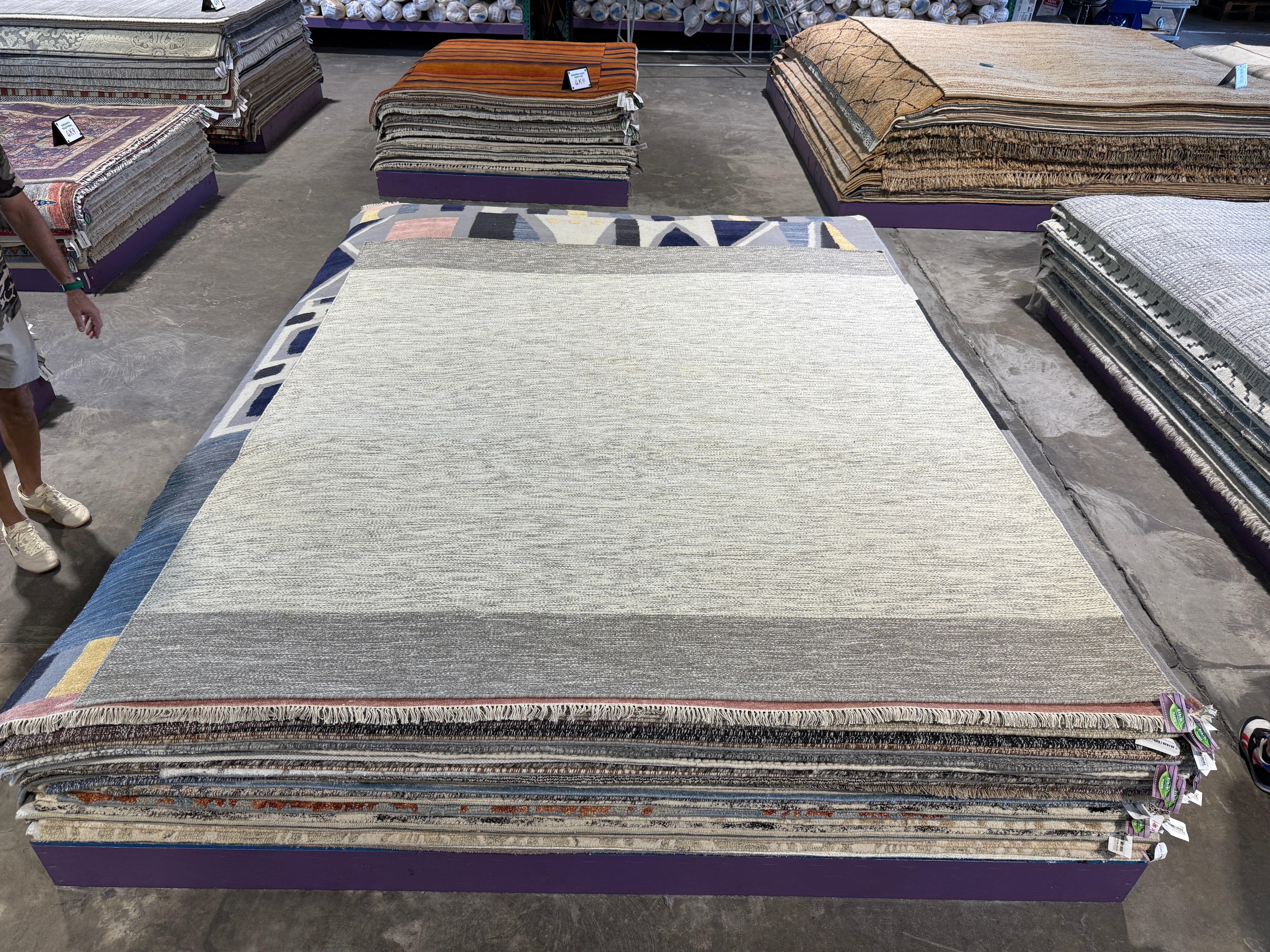 Mario Vassall 8.3x9.6 Grey Handwoven Modern Rug