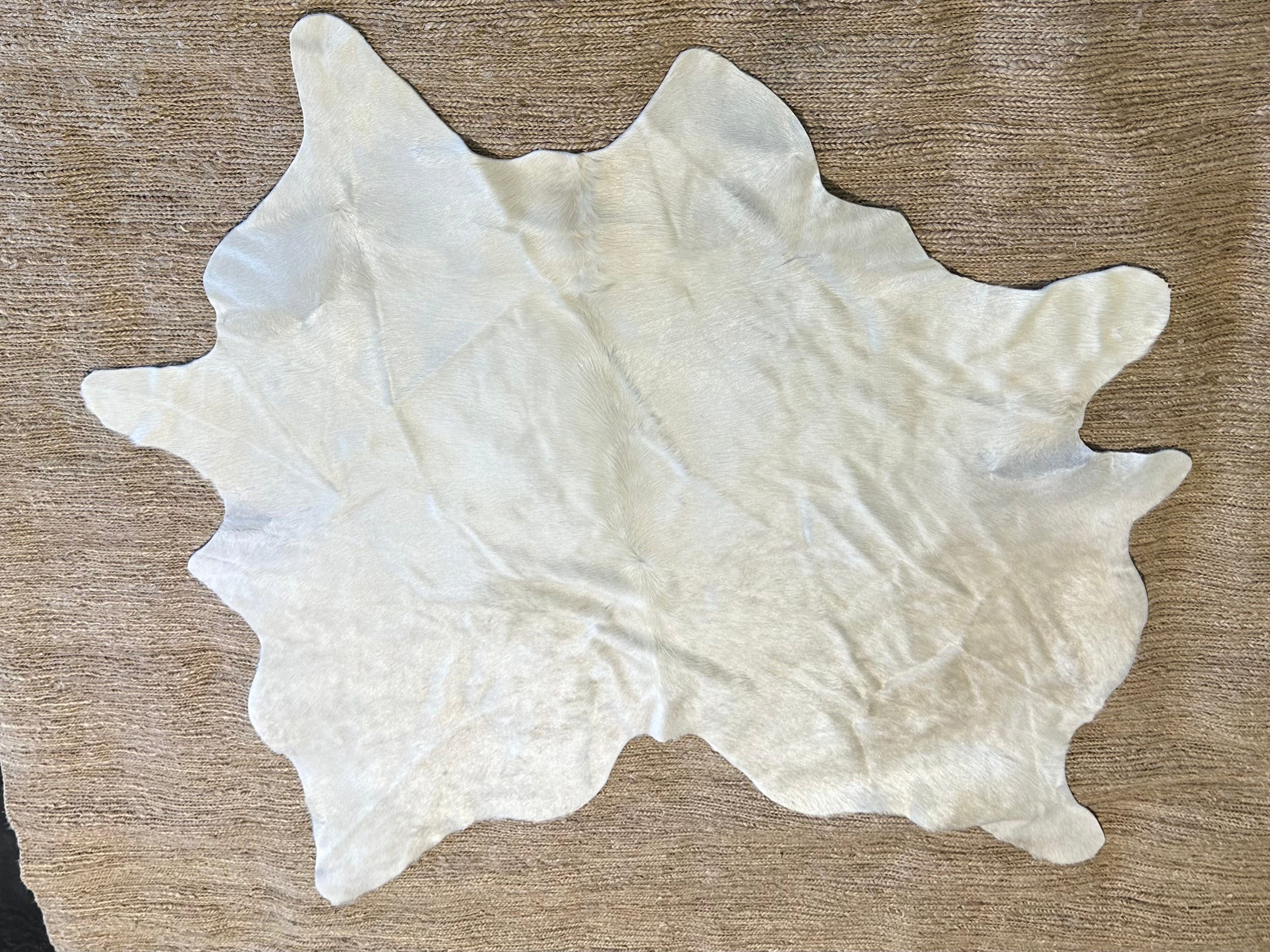 Solid Ivory 6x7.4 Cowhide Rug