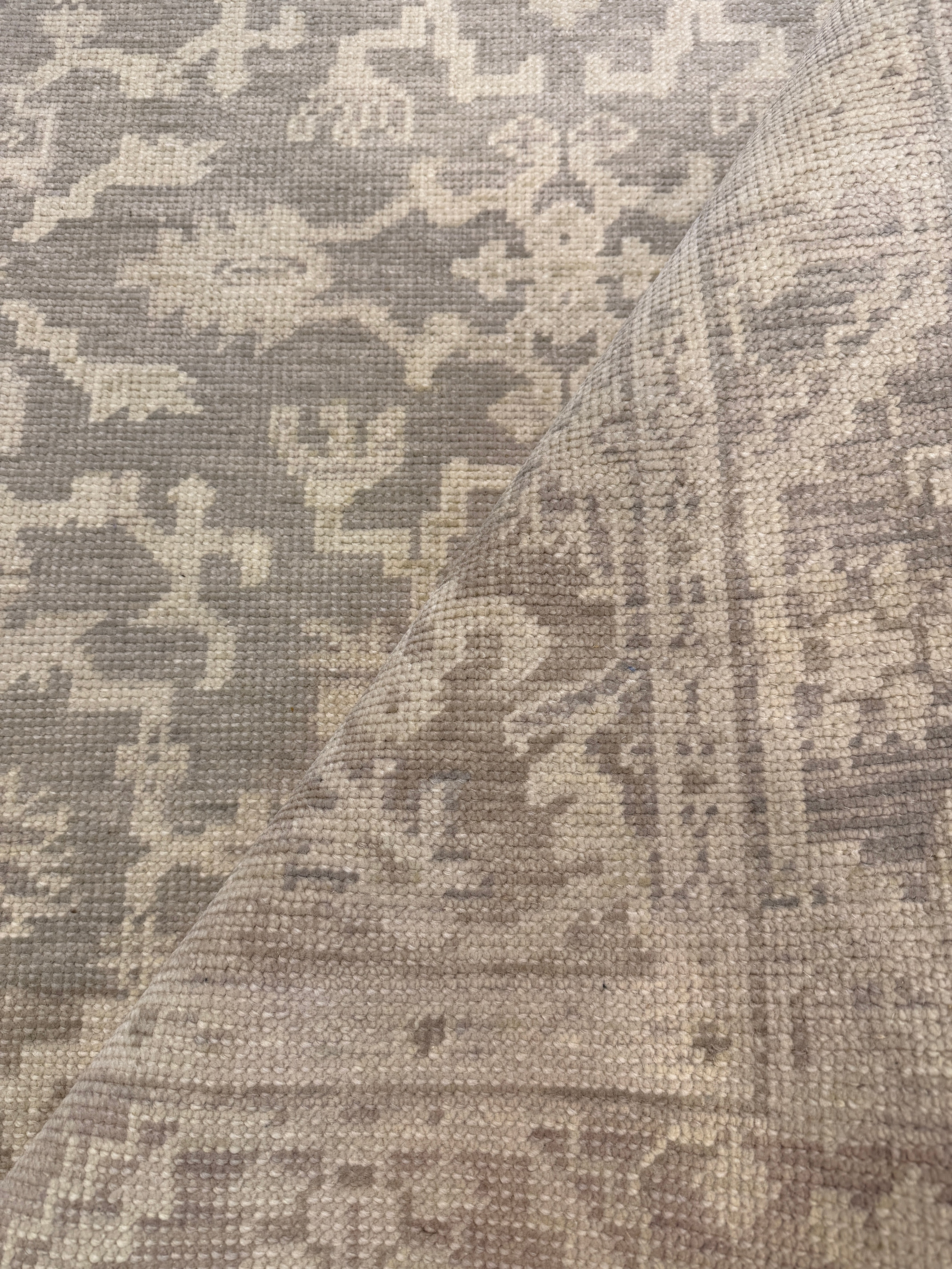 June Cochran 4x5.9 Hand-Knotted Grey & Silver Turkish Oushak