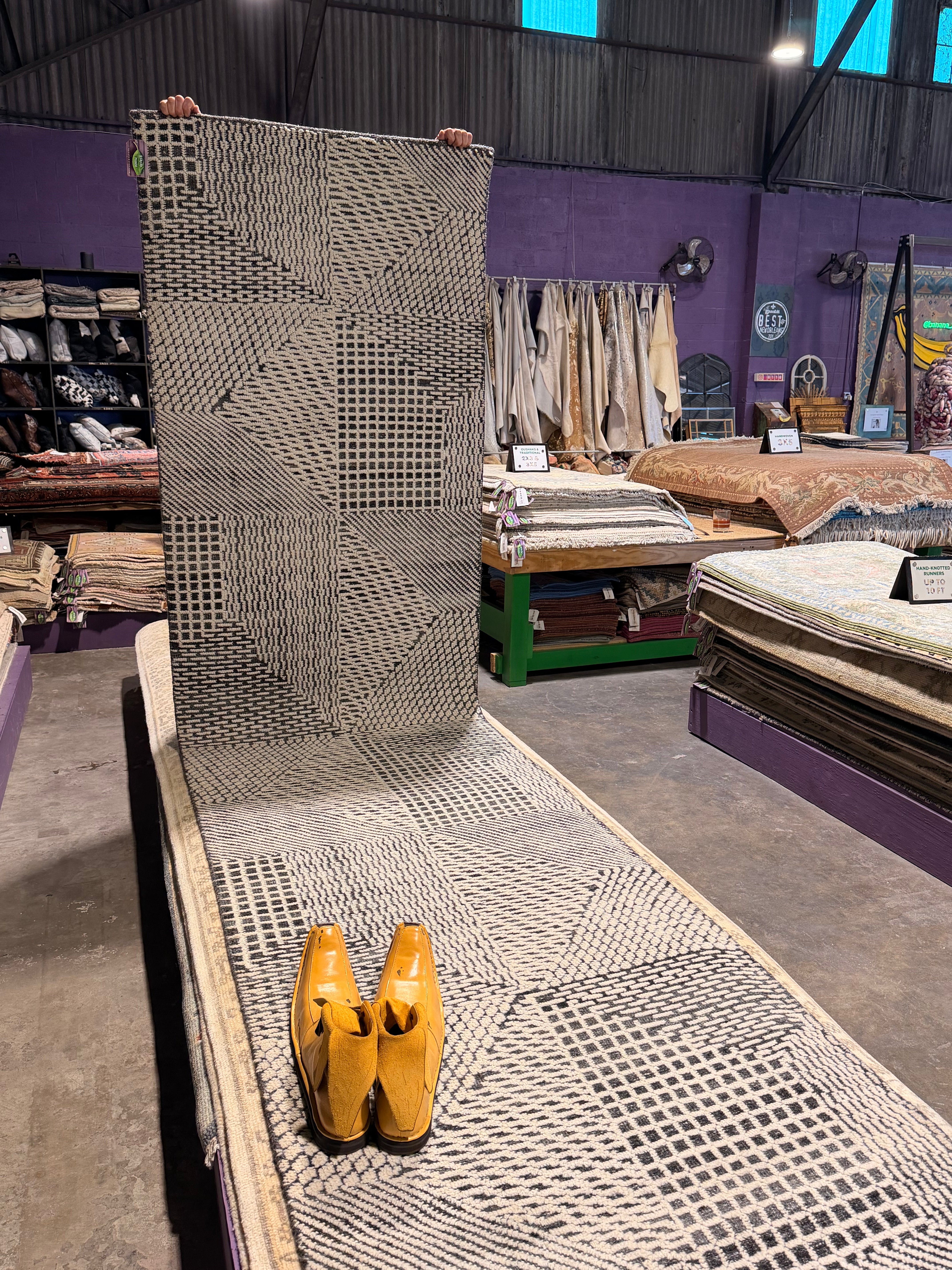 Rod 3.3x15 Hand-Knotted Ivory & Grey Cut Pile Runner Rug