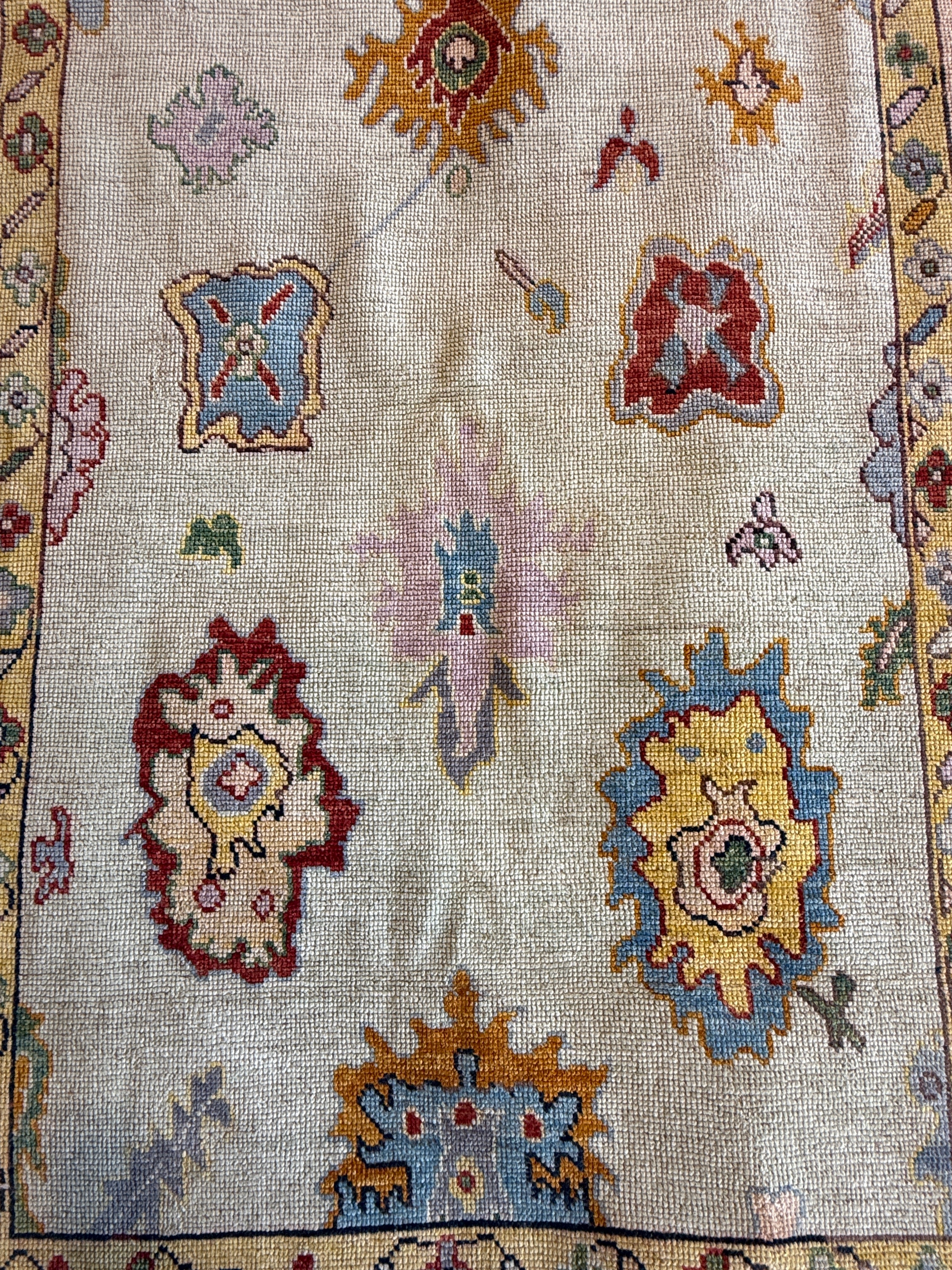 Victoria Pedretti 5.4x7.8 Colorful Afghani Oushak Rug