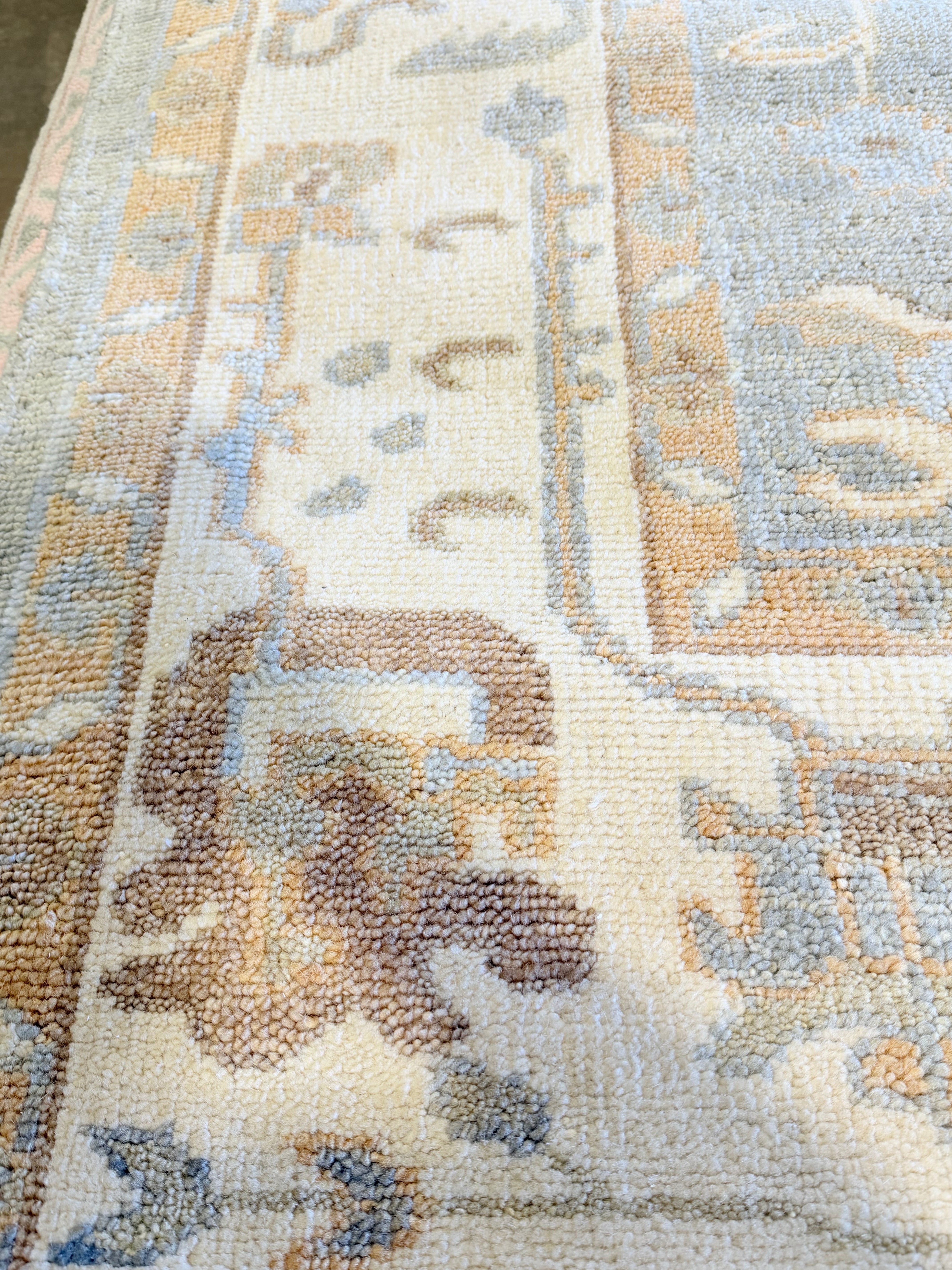 Way Bandy 8.9x12 Light Blue and Ivory Hand-Knotted Oushak Rug