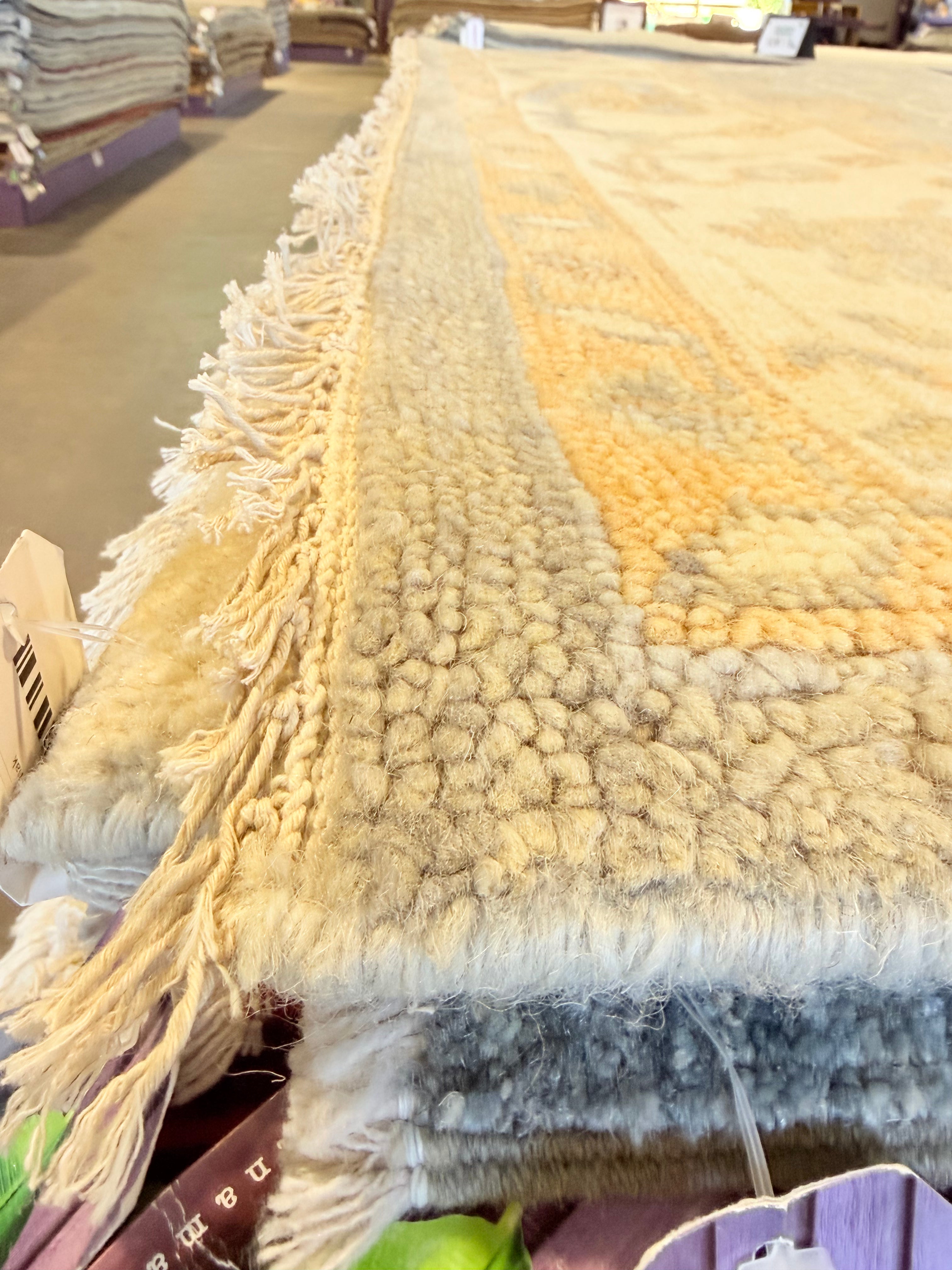 Way Bandy 8.9x12 Light Blue and Ivory Hand-Knotted Oushak Rug