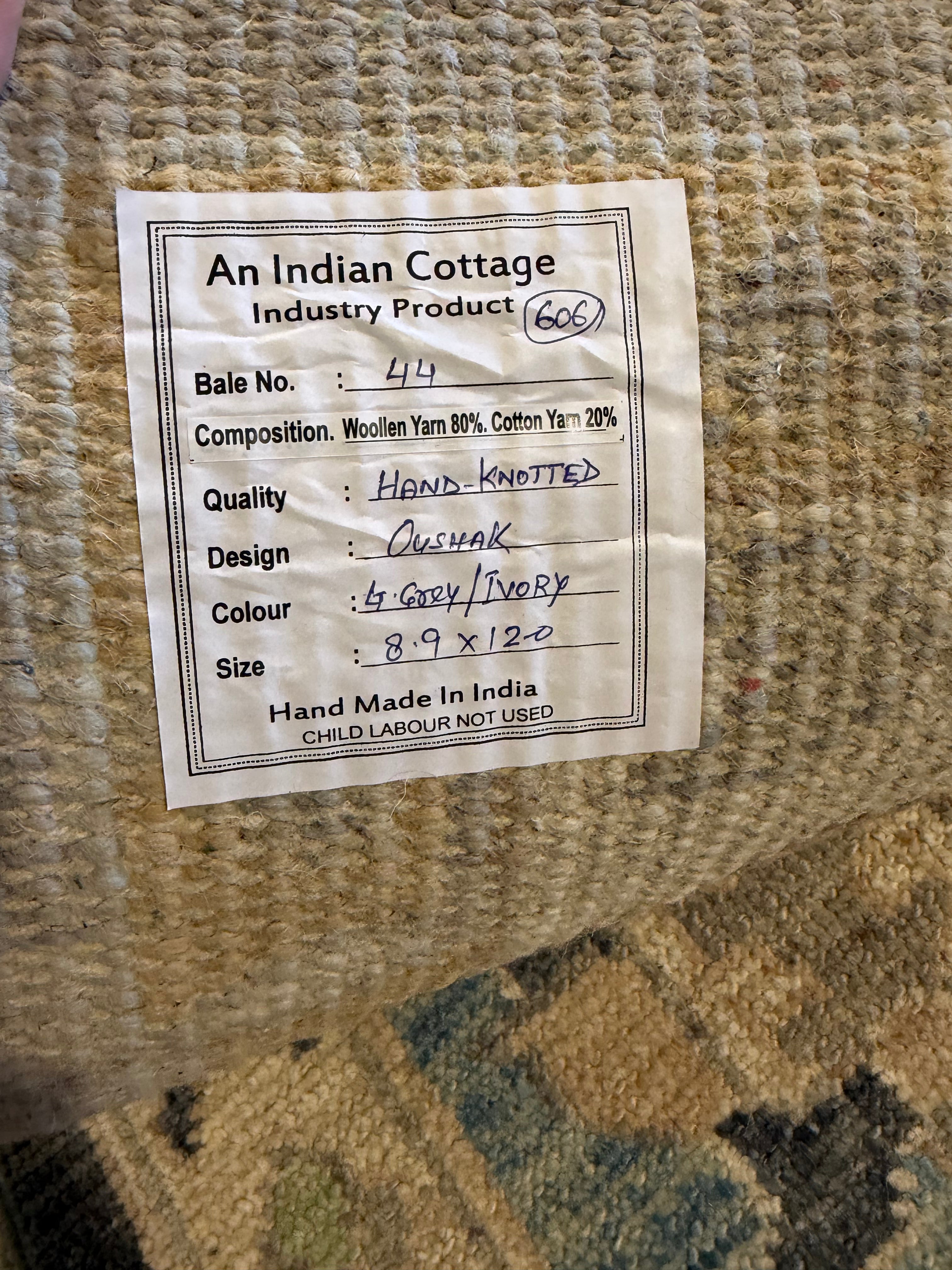 Way Bandy 8.9x12 Light Blue and Ivory Hand-Knotted Oushak Rug