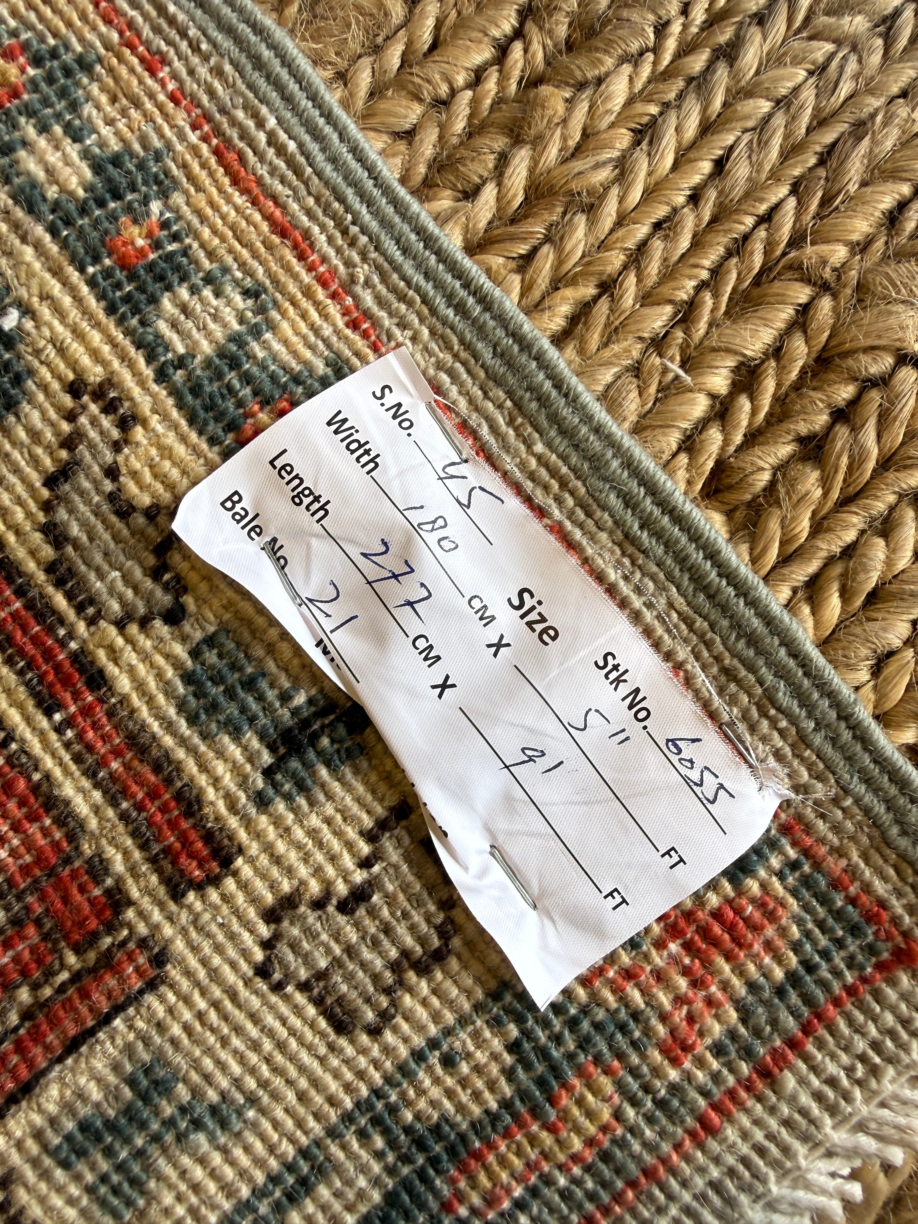 Jennifer Jason Leigh 5.11x9.1 Grey & Red Chobi Afghani Rug