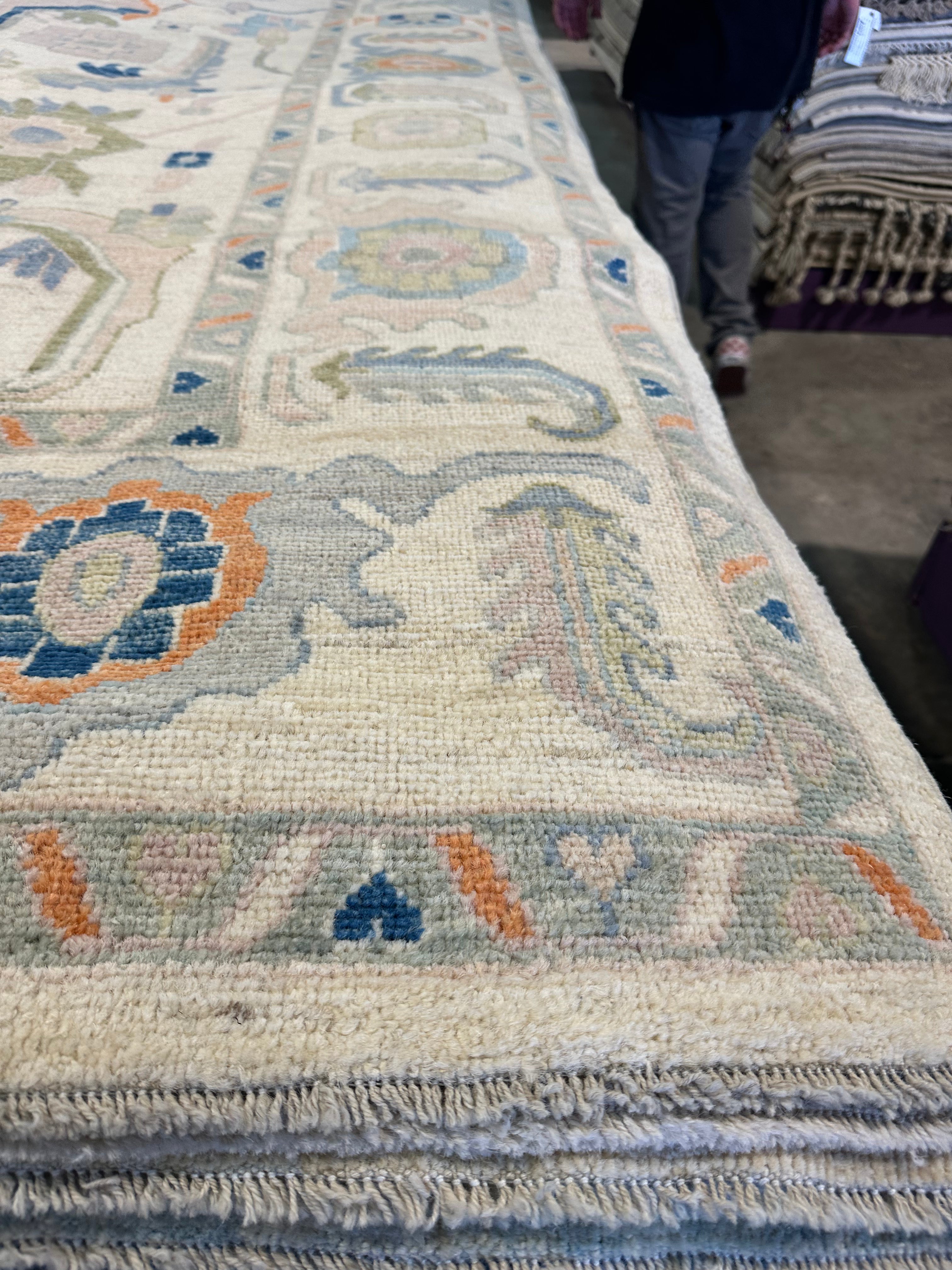 Linda Lavin 7.11x9.10 Afghani Whitewashed Oushak