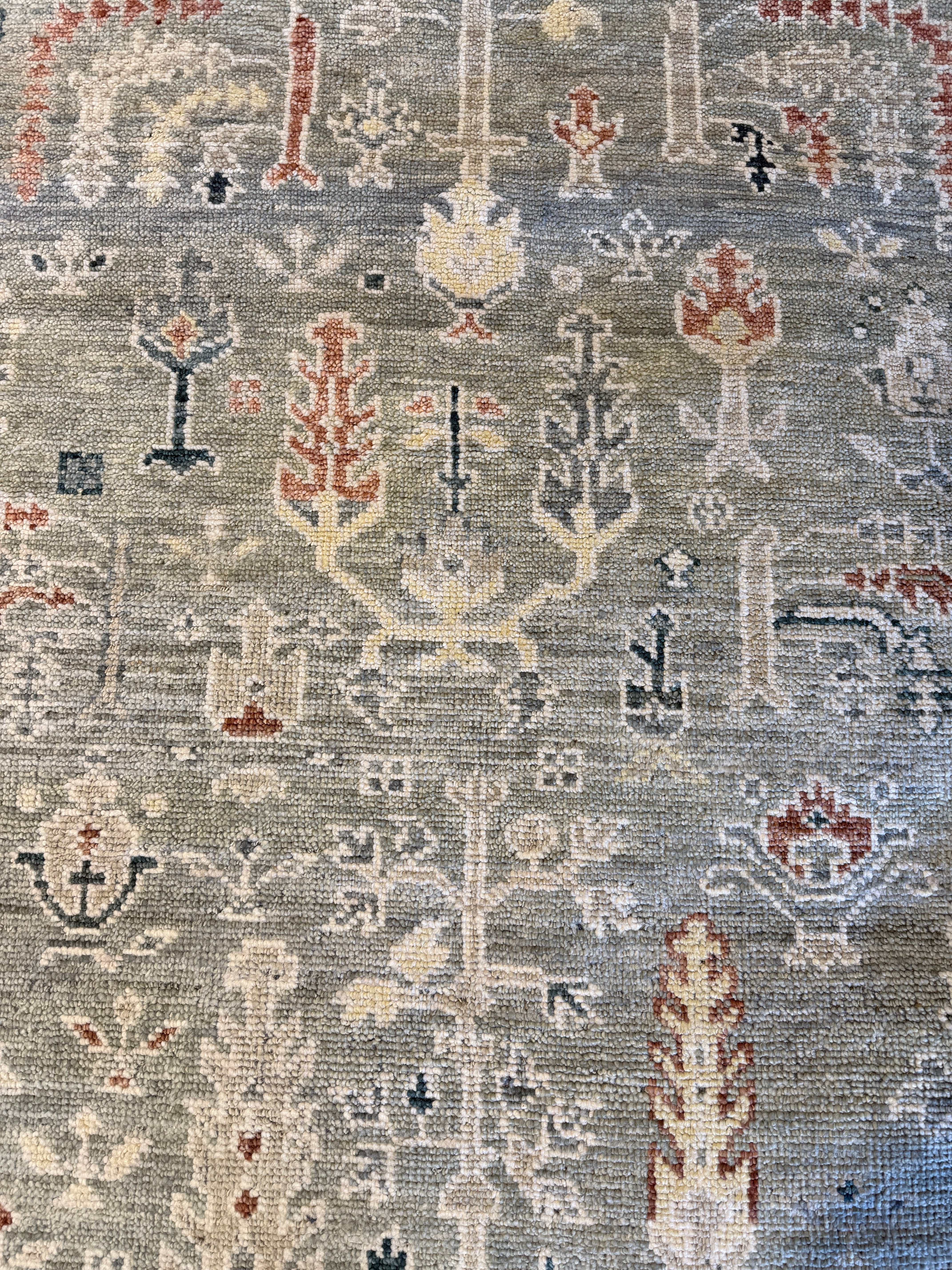 Delux  7.9x9.9 Dark Grey Hand-Knotted Oushak Rug