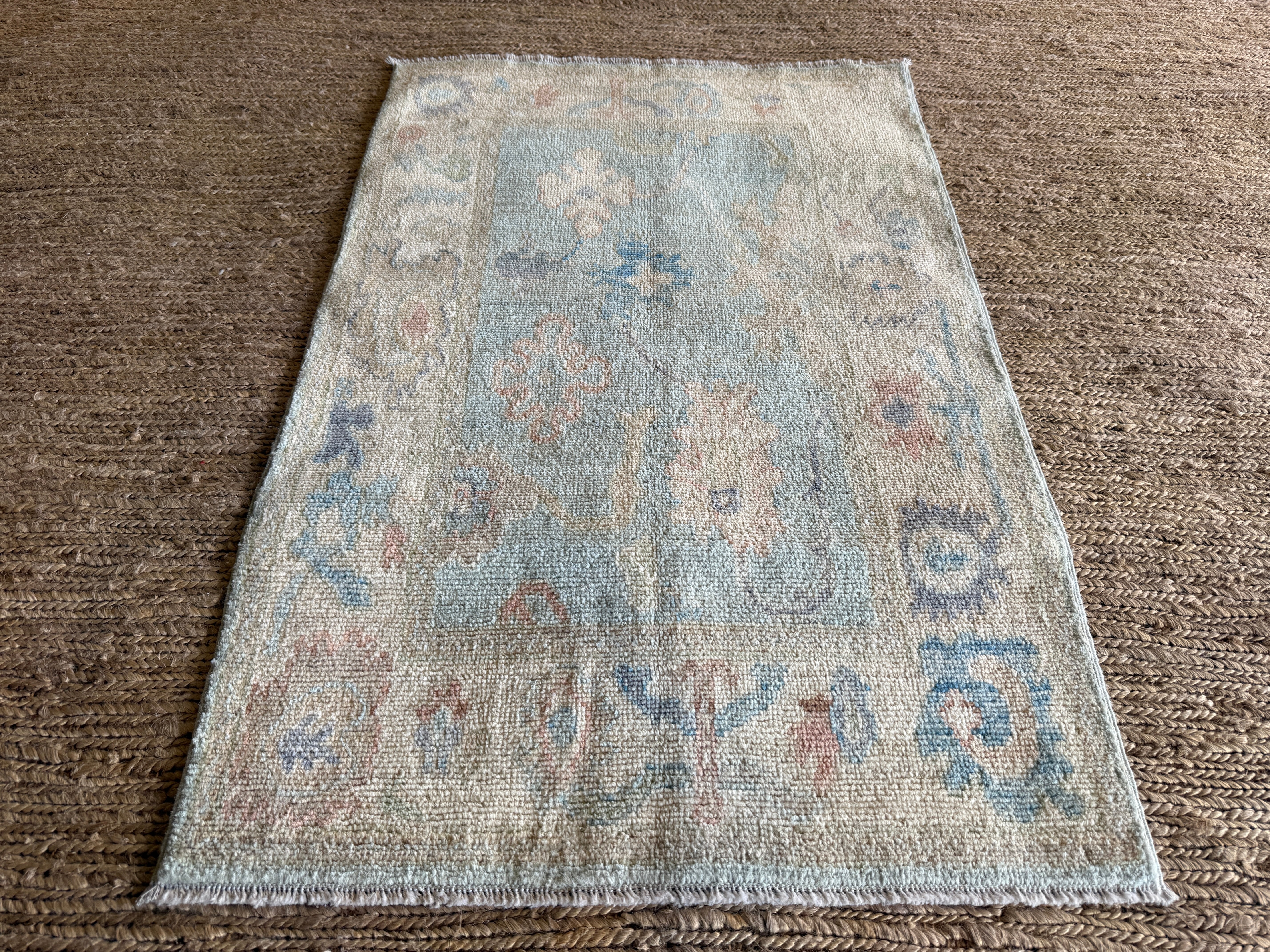 America Olivo 2.8x4.3 Light Blue Afghani Whitewashed Oushak