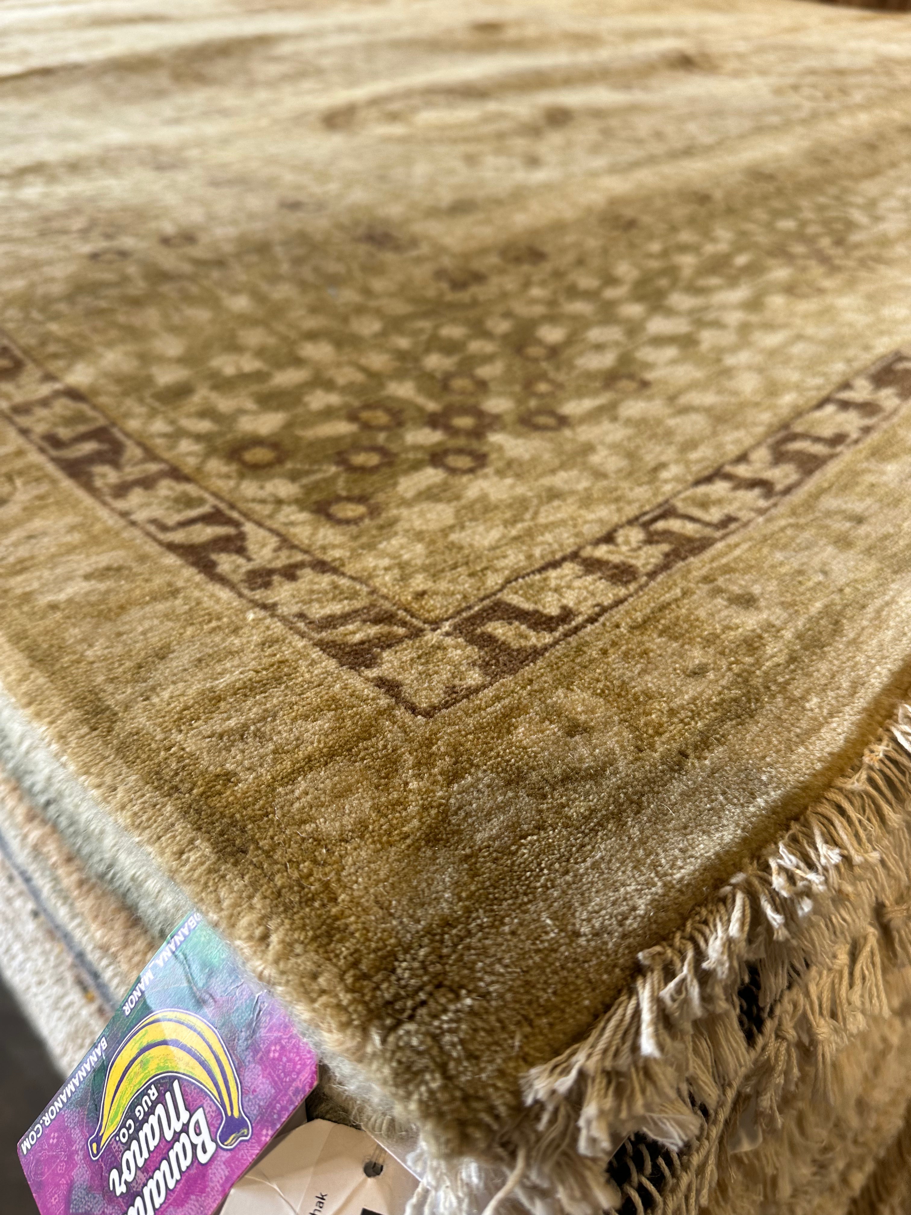 Rachel McHenry 7.9x9.7 Beige Hand-Knotted Mamluk Rug