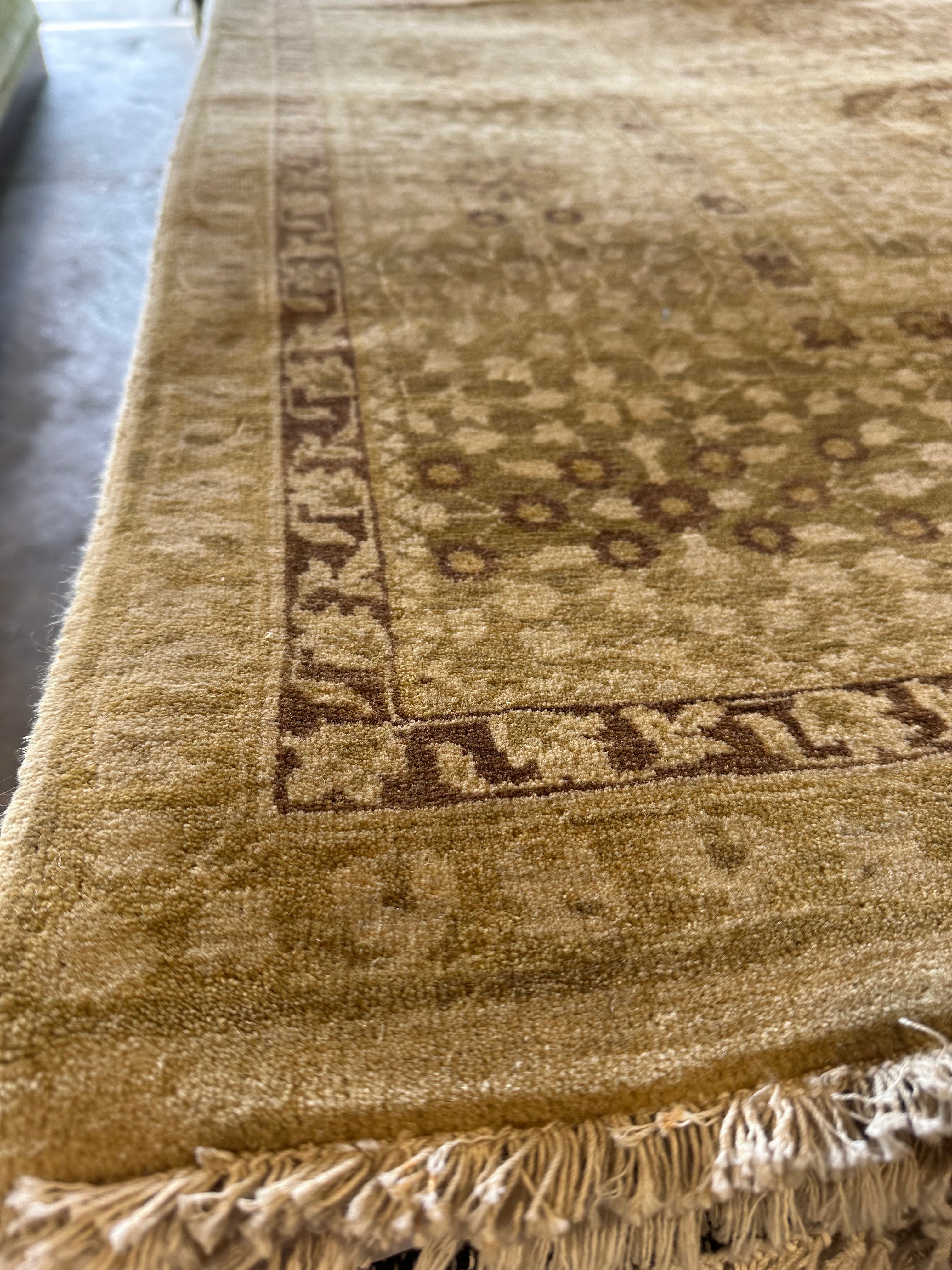 Rachel McHenry 7.9x9.7 Beige Hand-Knotted Mamluk Rug