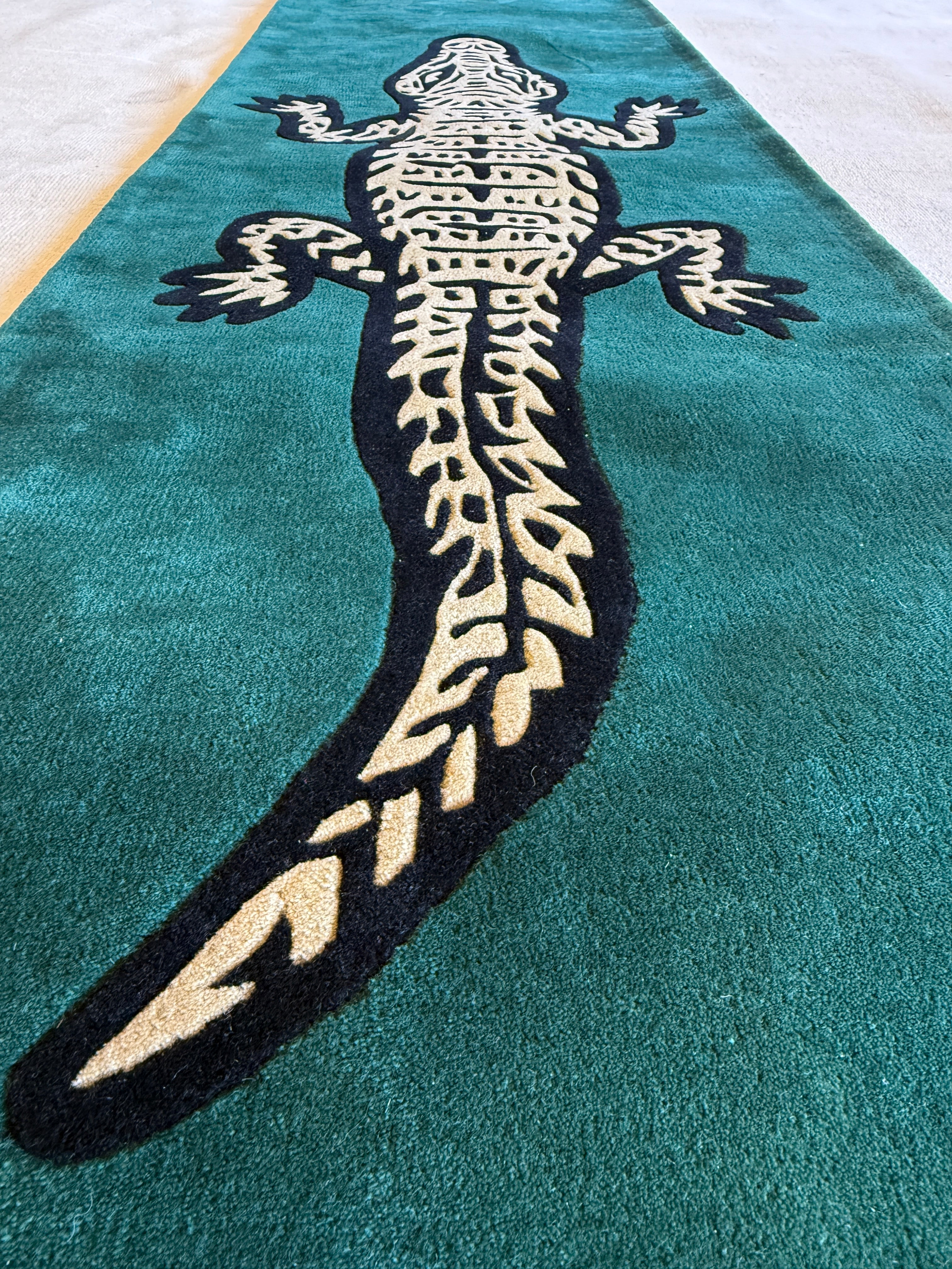 Gator 2.6x12 Runner Hand-Tufted Rug