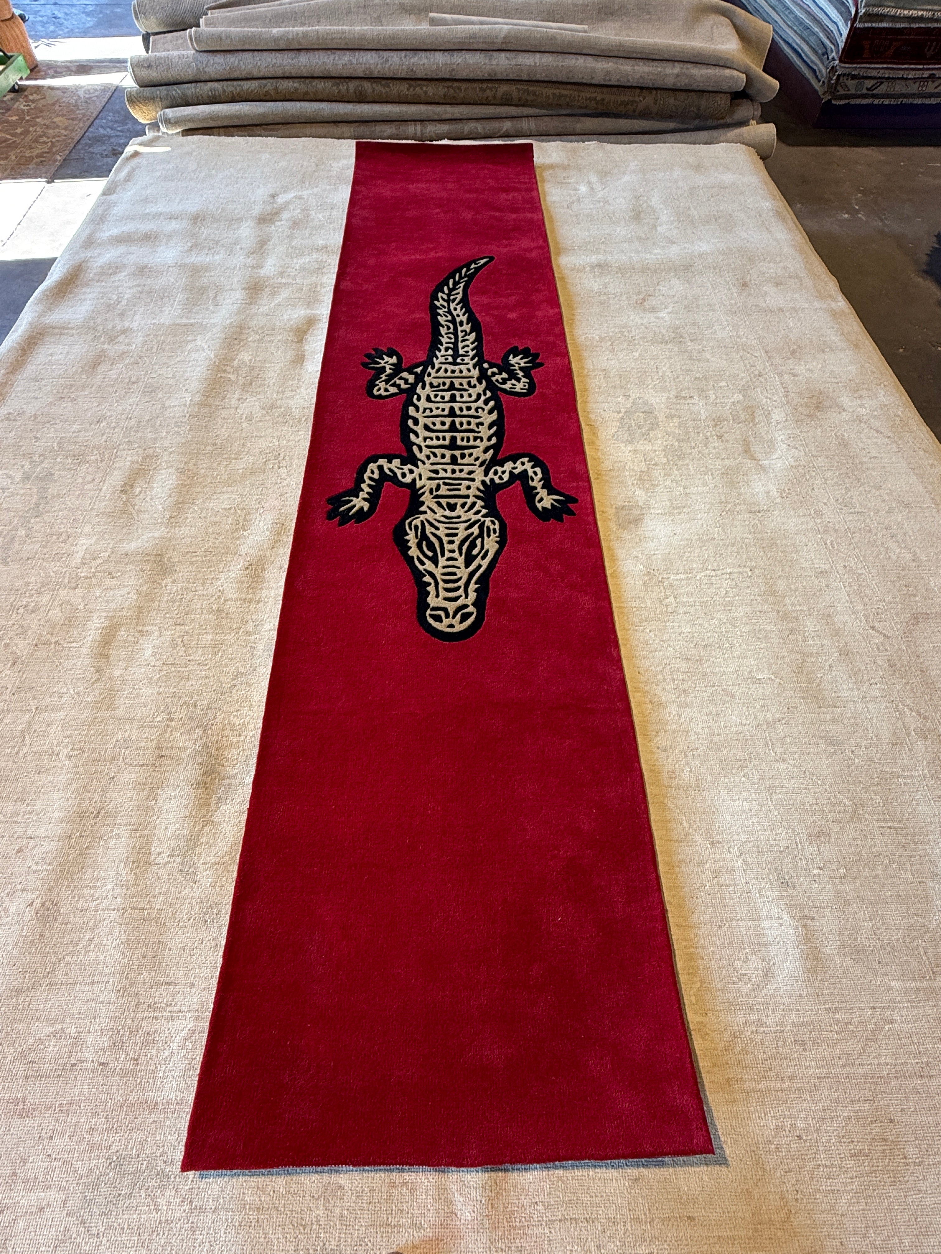Gator 2.6x12 Runner Hand-Tufted Rug