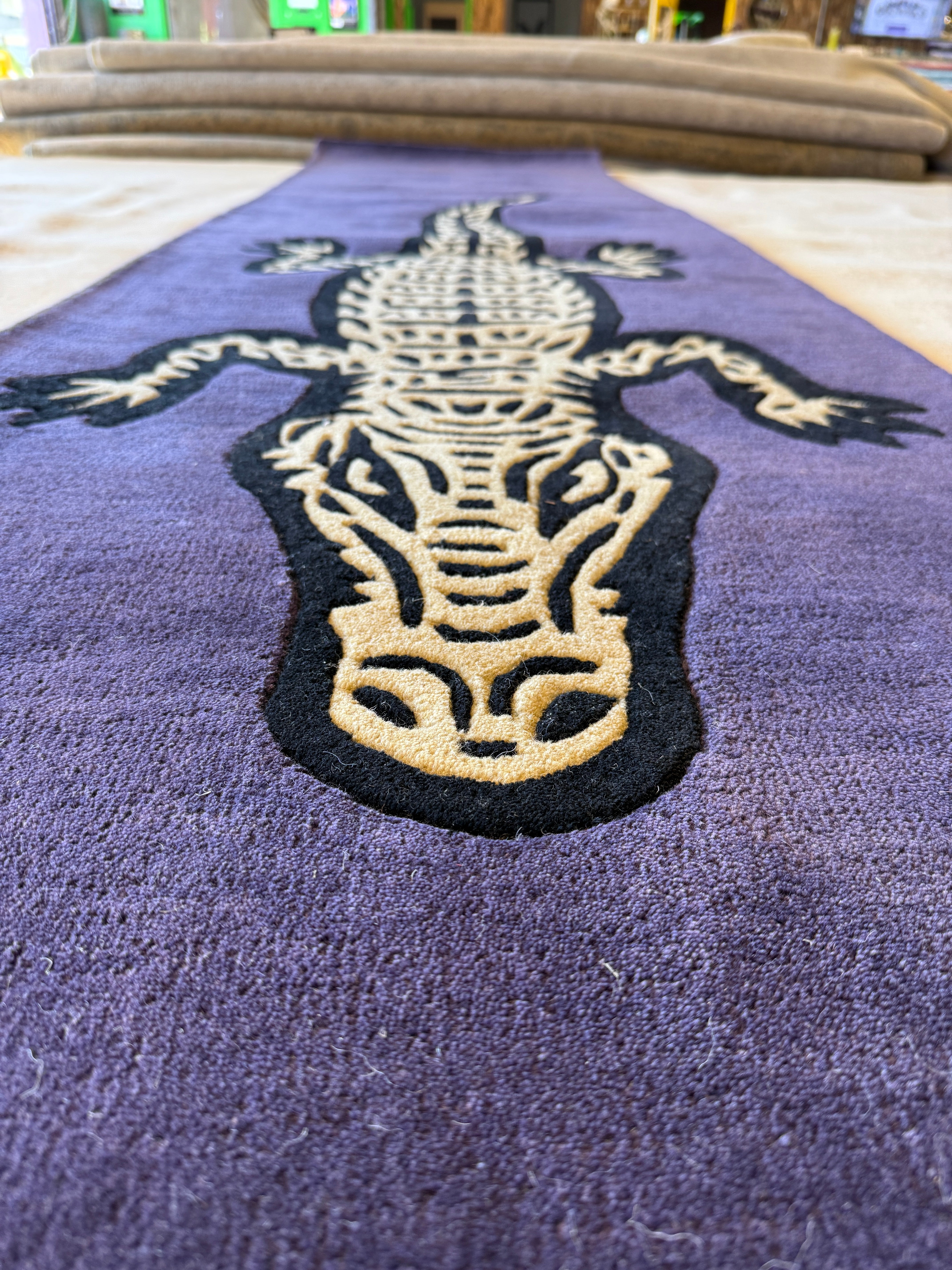 Gator 2.6x12 Runner Hand-Tufted Rug