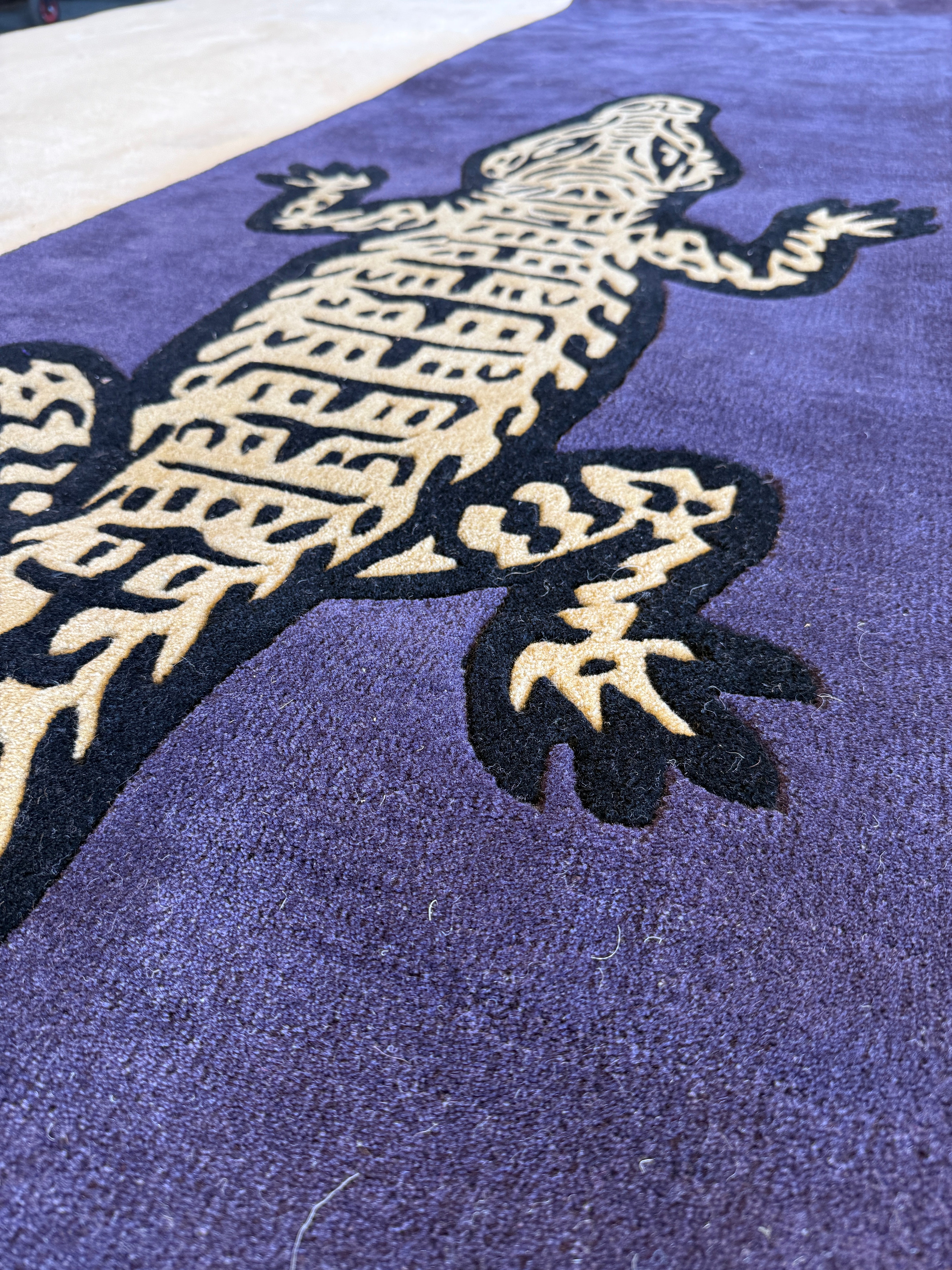 Gator 2.6x12 Runner Hand-Tufted Rug