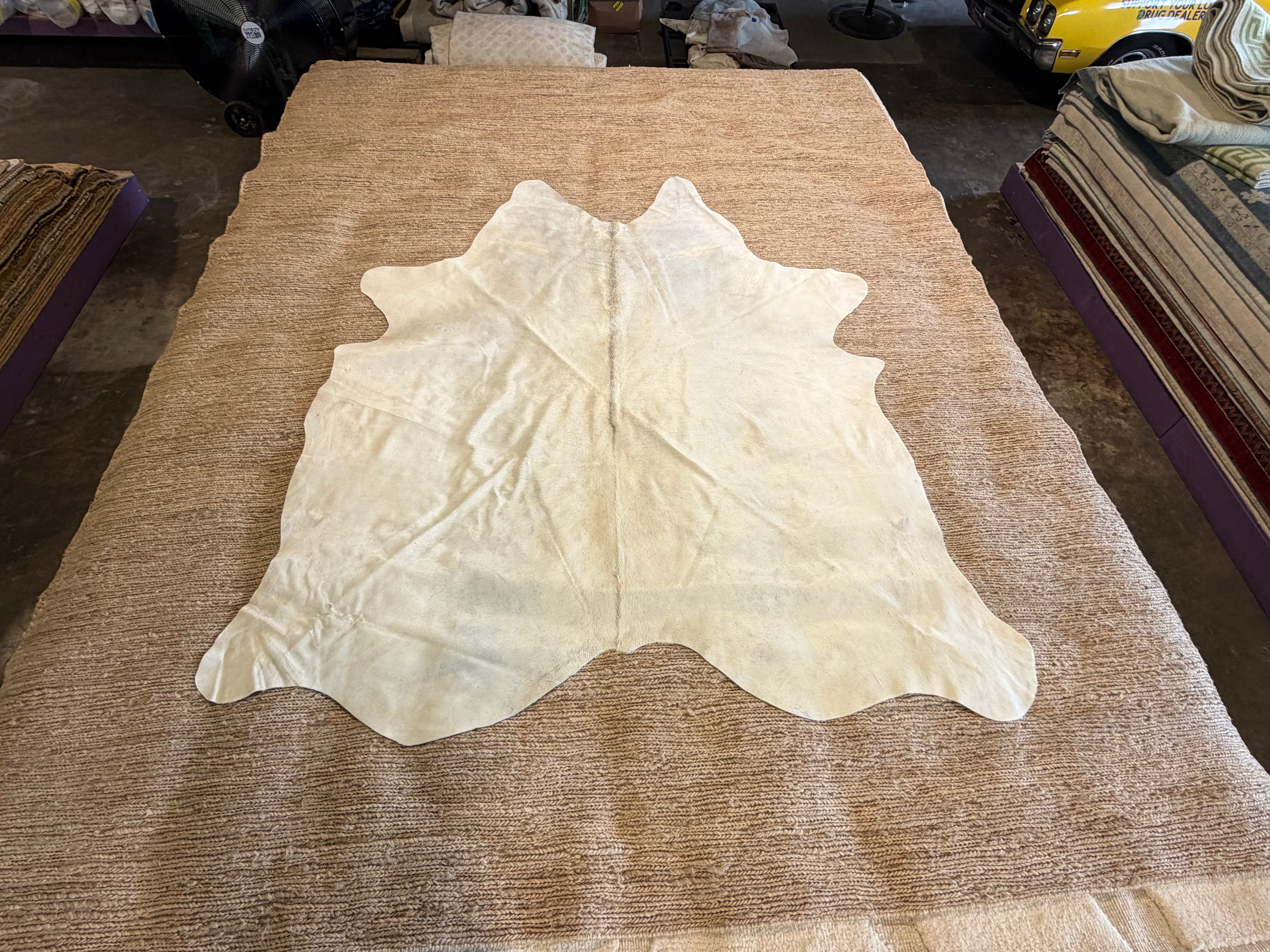 Beige White6.5x6.5  Regular Cowhide Rug