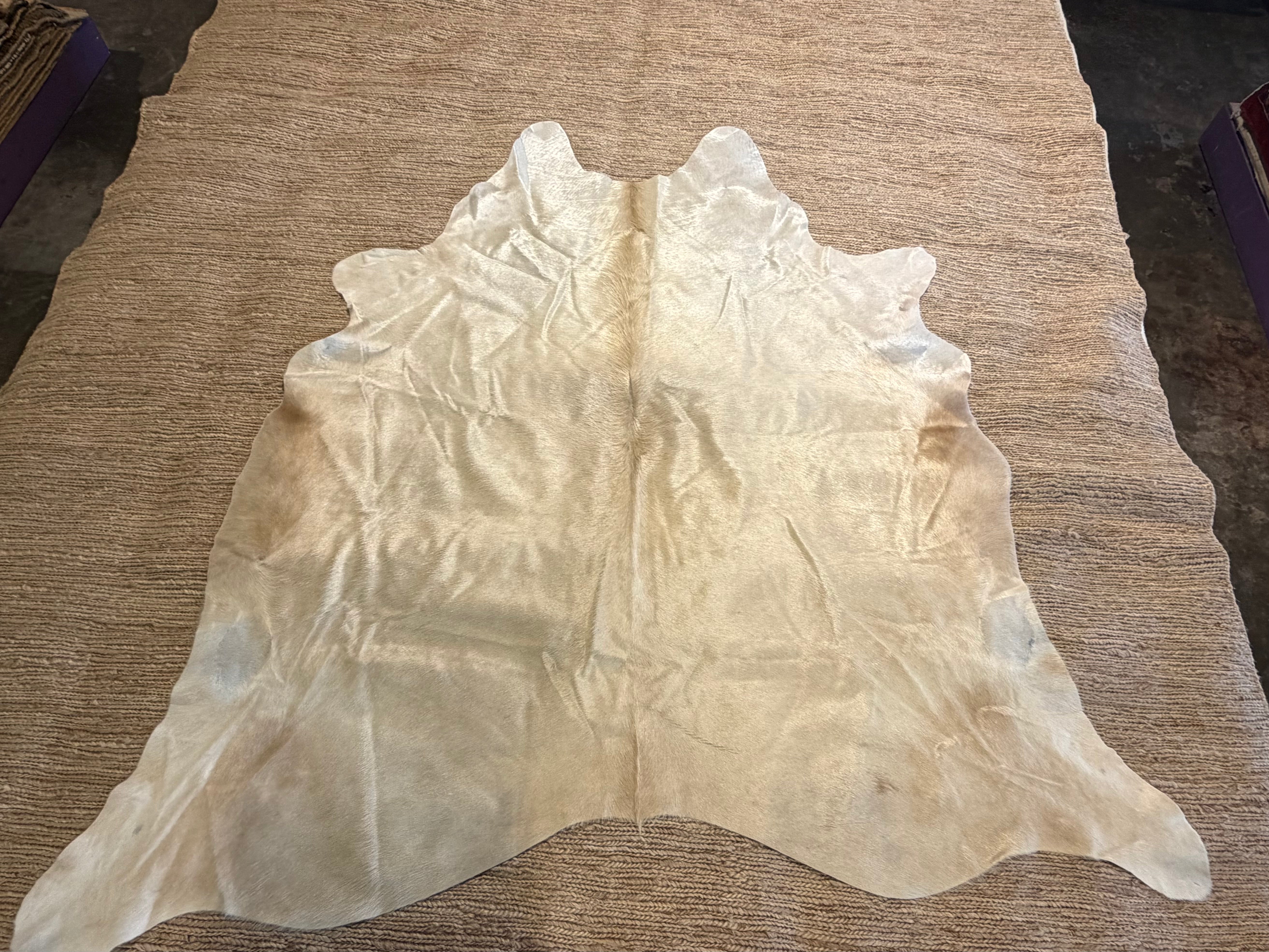 Off White Cowhide Rug 6x6.9