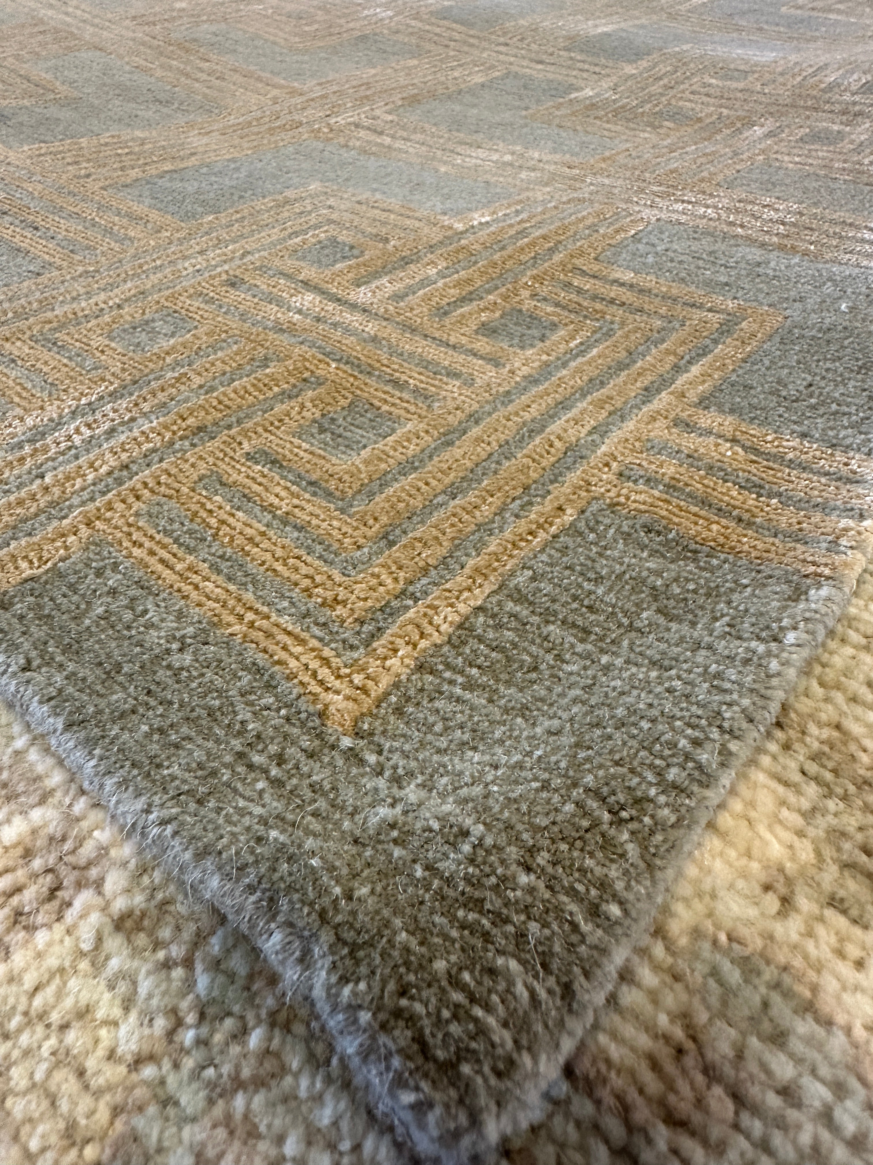 Larry L. Archie 8x10 Blue Fuse Elsa Tibetan Rug