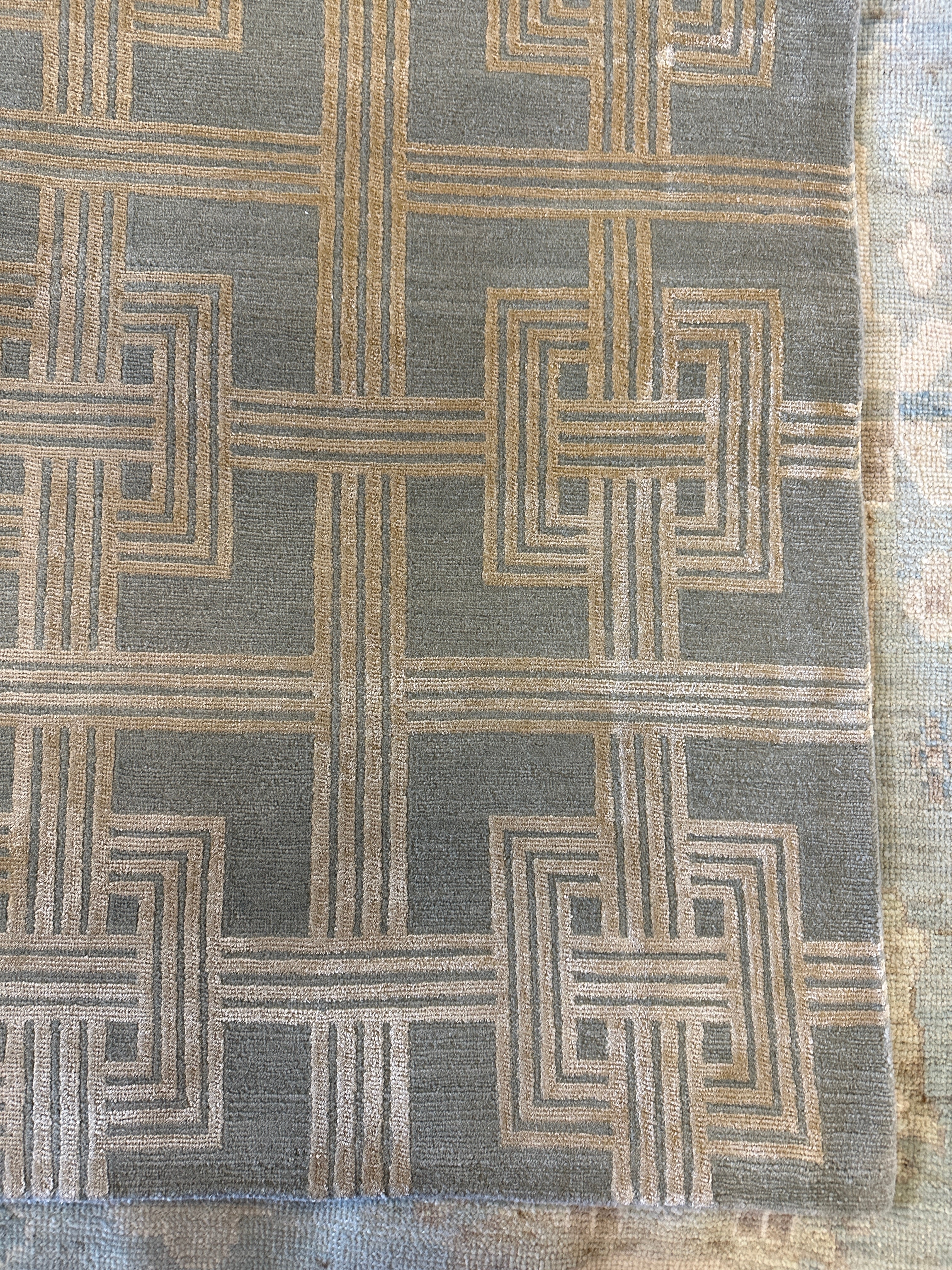 Larry L. Archie 8x10 Blue Fuse Elsa Tibetan Rug
