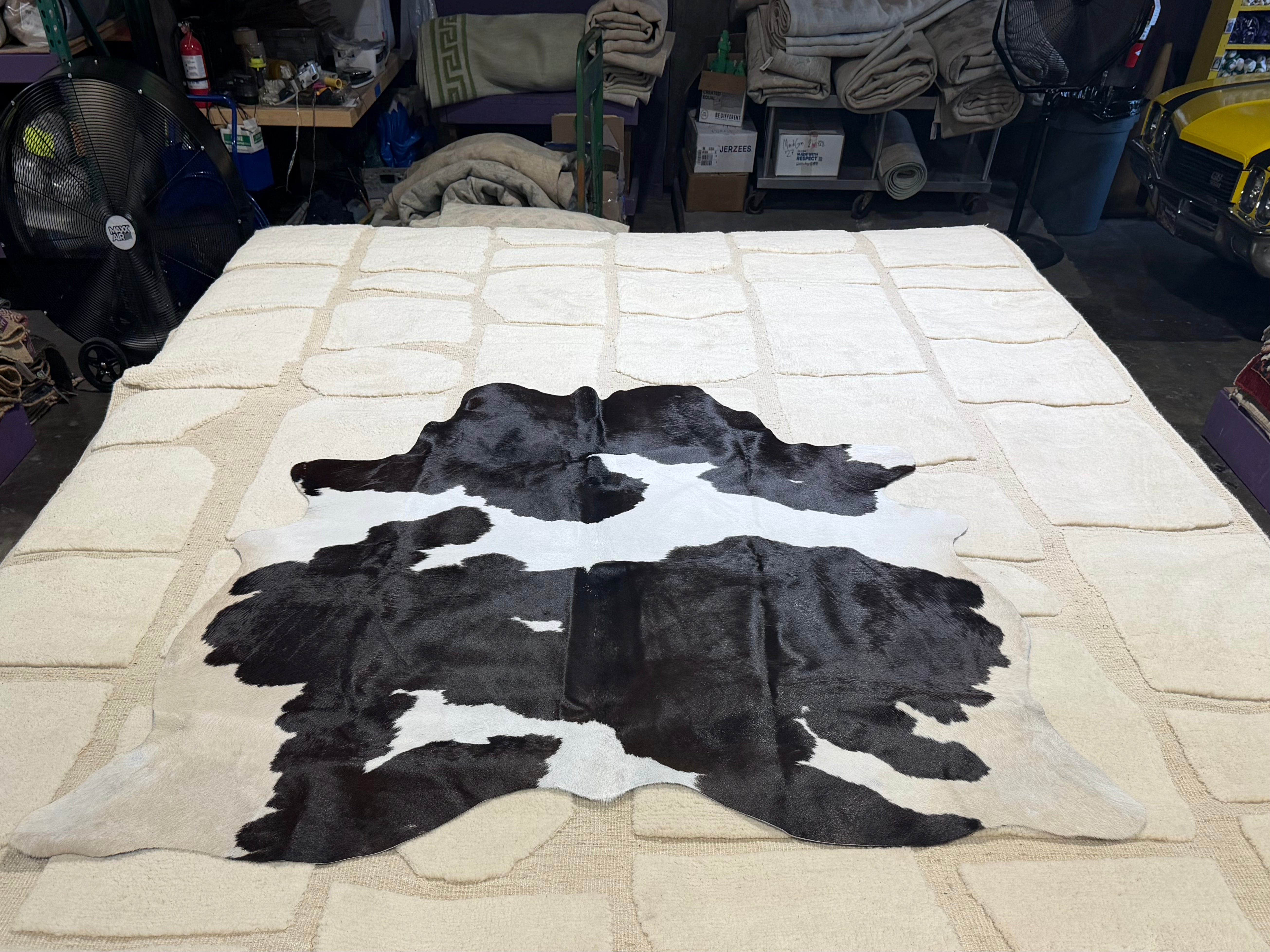 Black and White Cowhide Rug 5.8x6.6