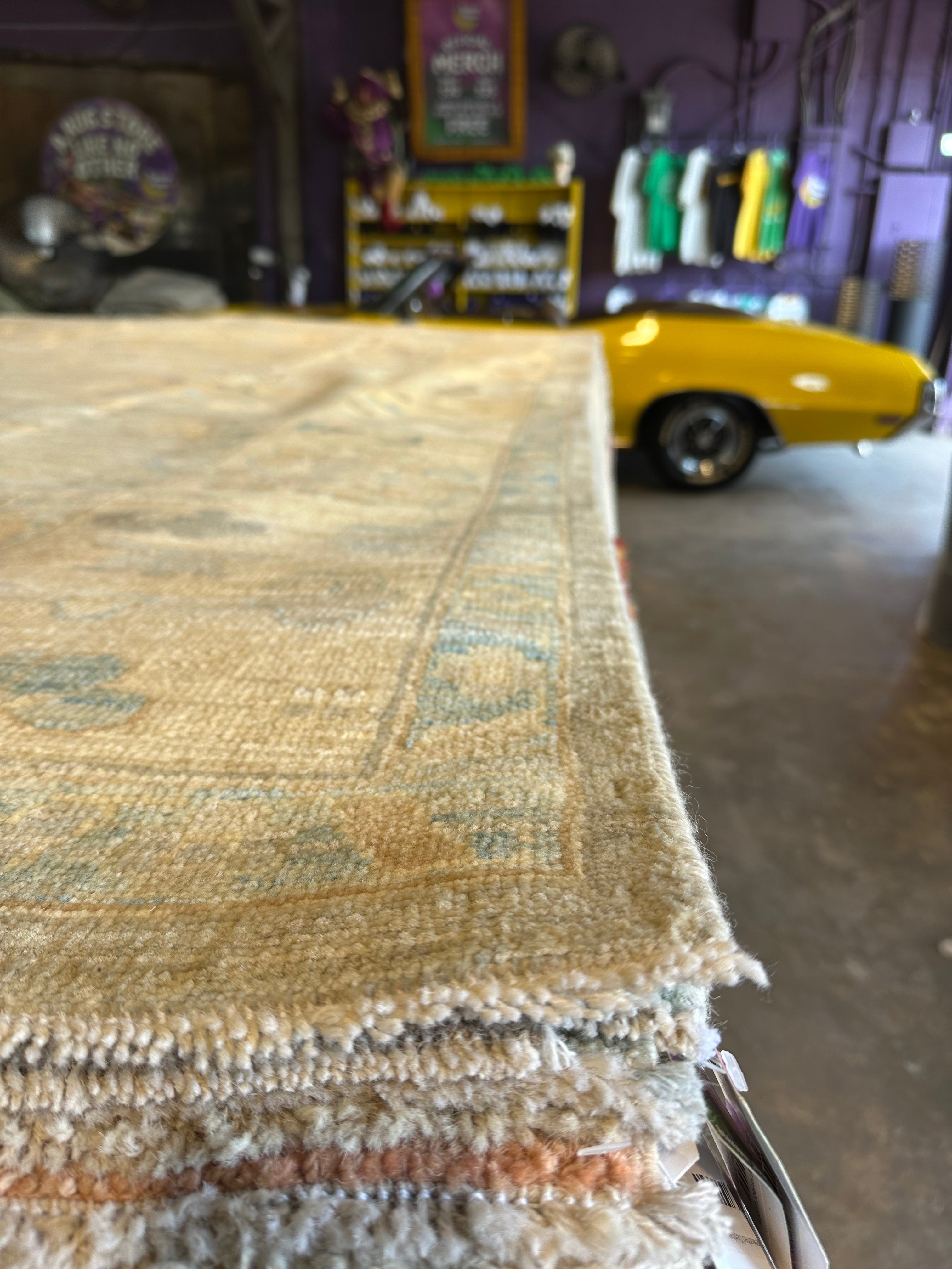 Giuliana Bertuzzi 9.11x13.9 Whitewash Afghani Oushak Rug