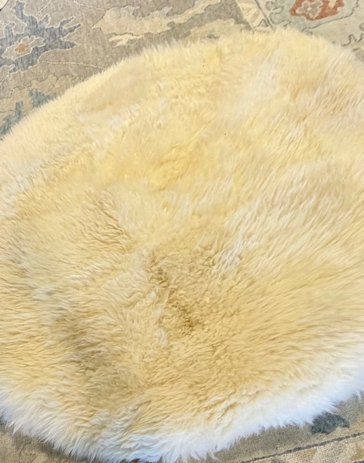 White Round Cowhide Rug