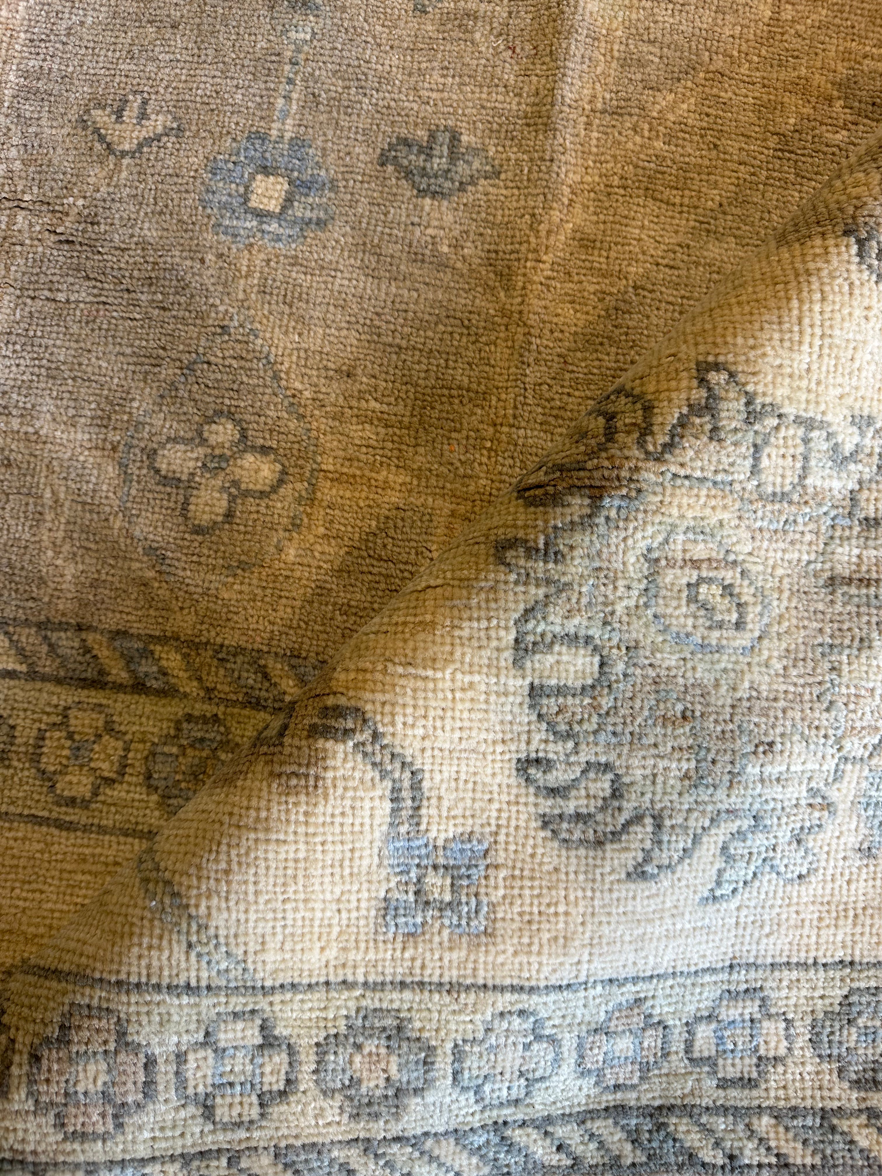 Ember Ambrose 10.4x14 Whitewash Afghani Oushak Rug