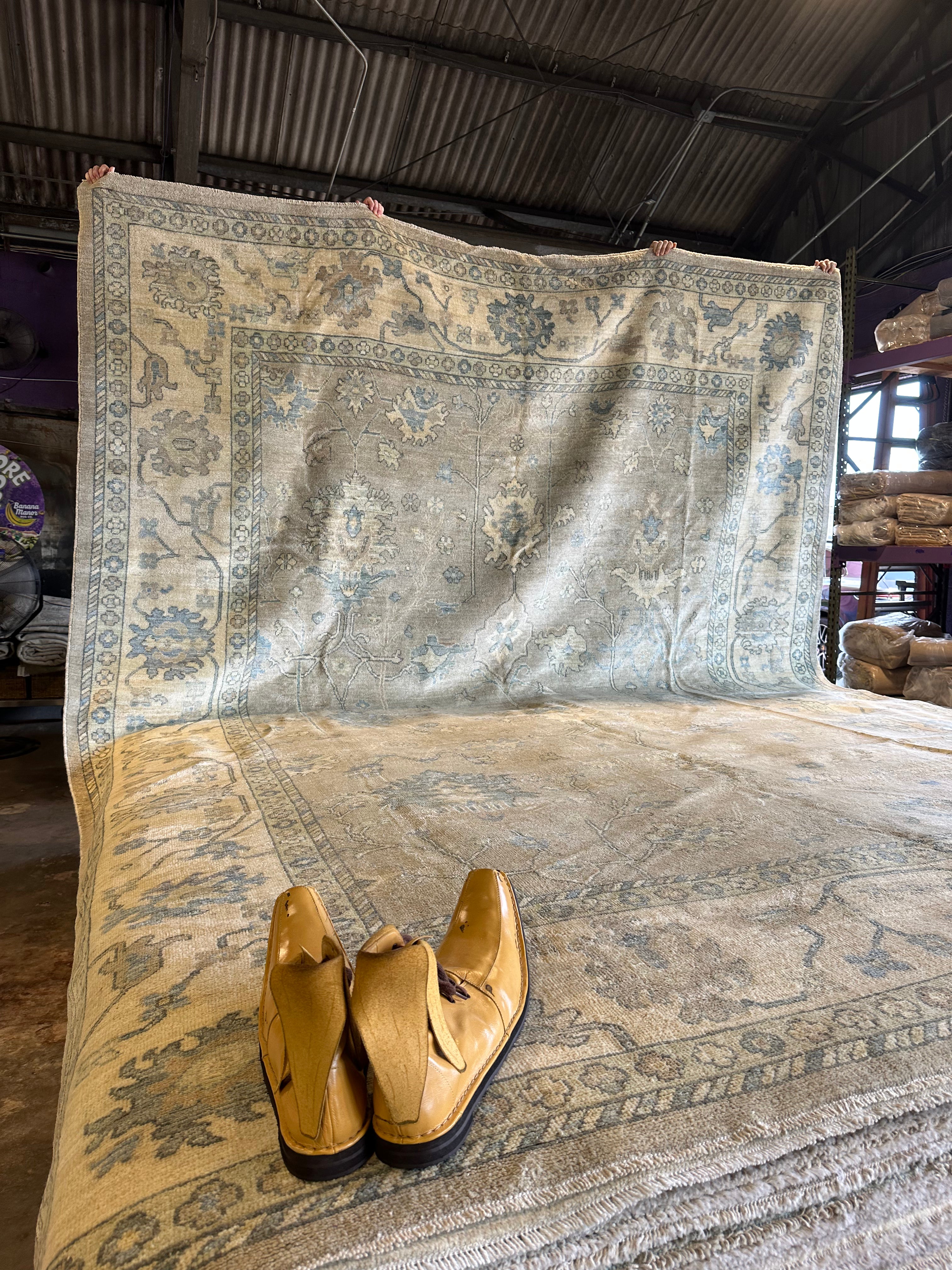 Ember Ambrose 10.4x14 Whitewash Afghani Oushak Rug