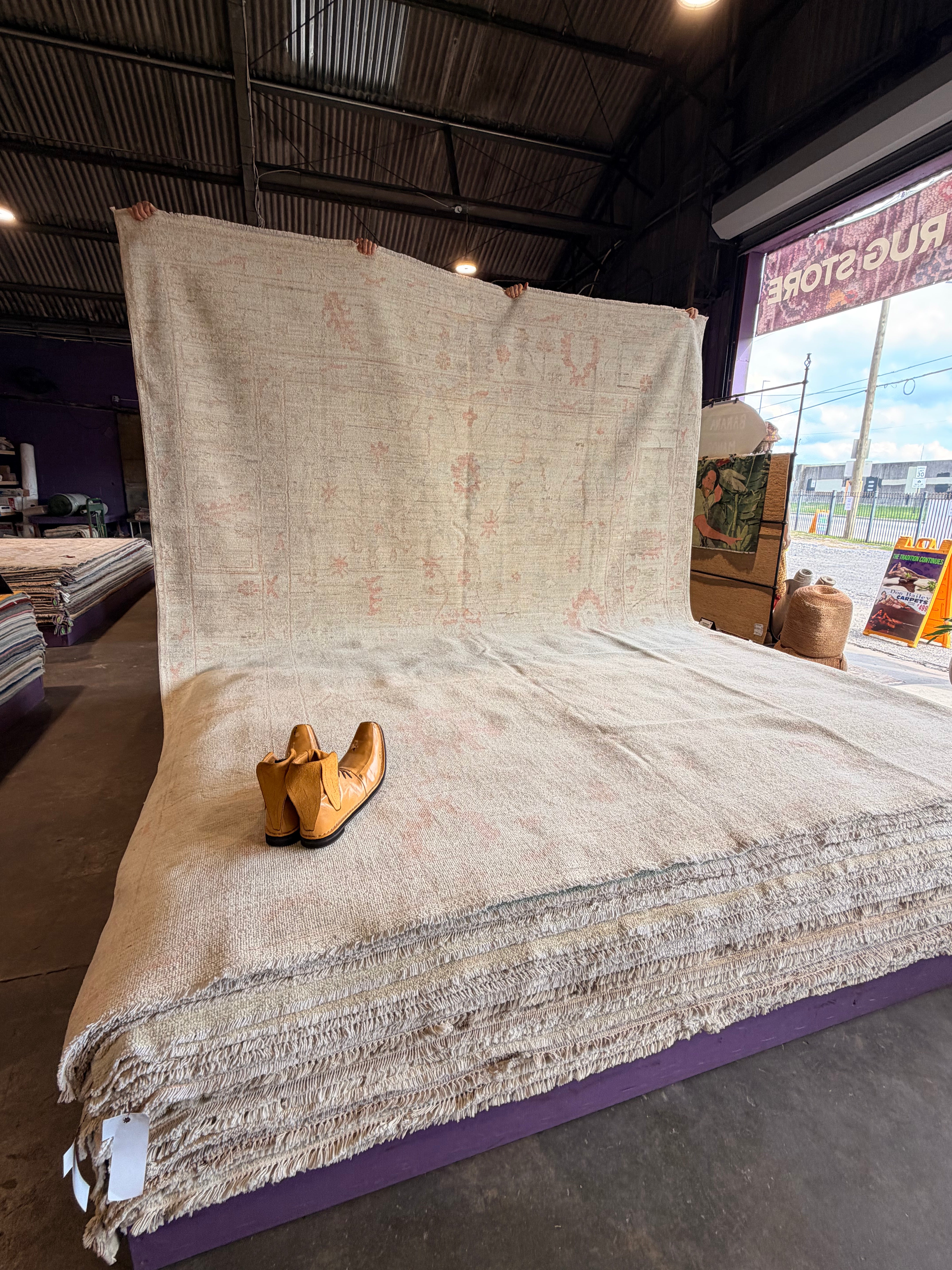 Roxie 9.4x11.10 Pink Afghani Whitewashed Oushak