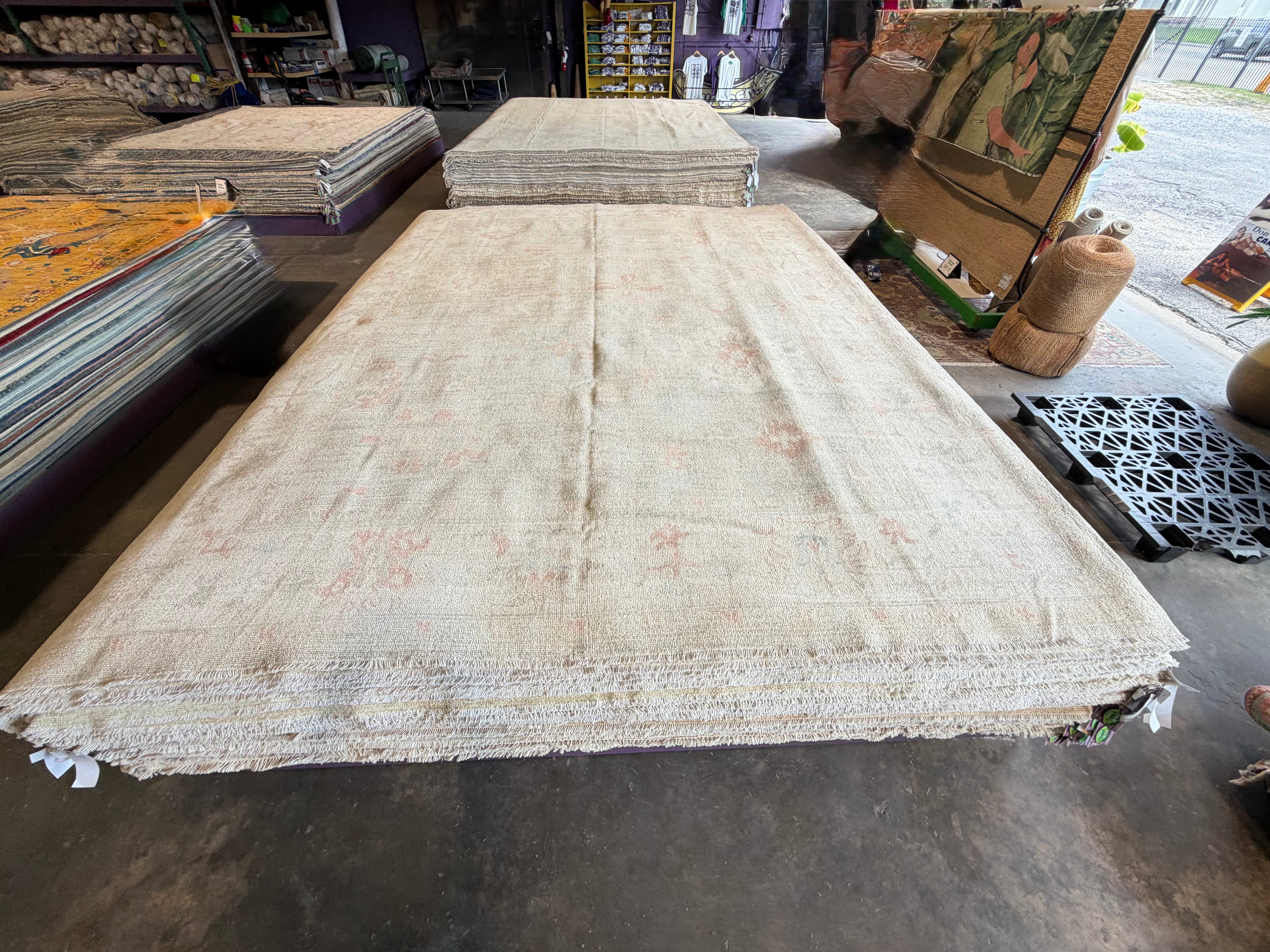 Mel Whitney 9.2x11.8 Ivory and Pink Afghani Whitewashed Oushak