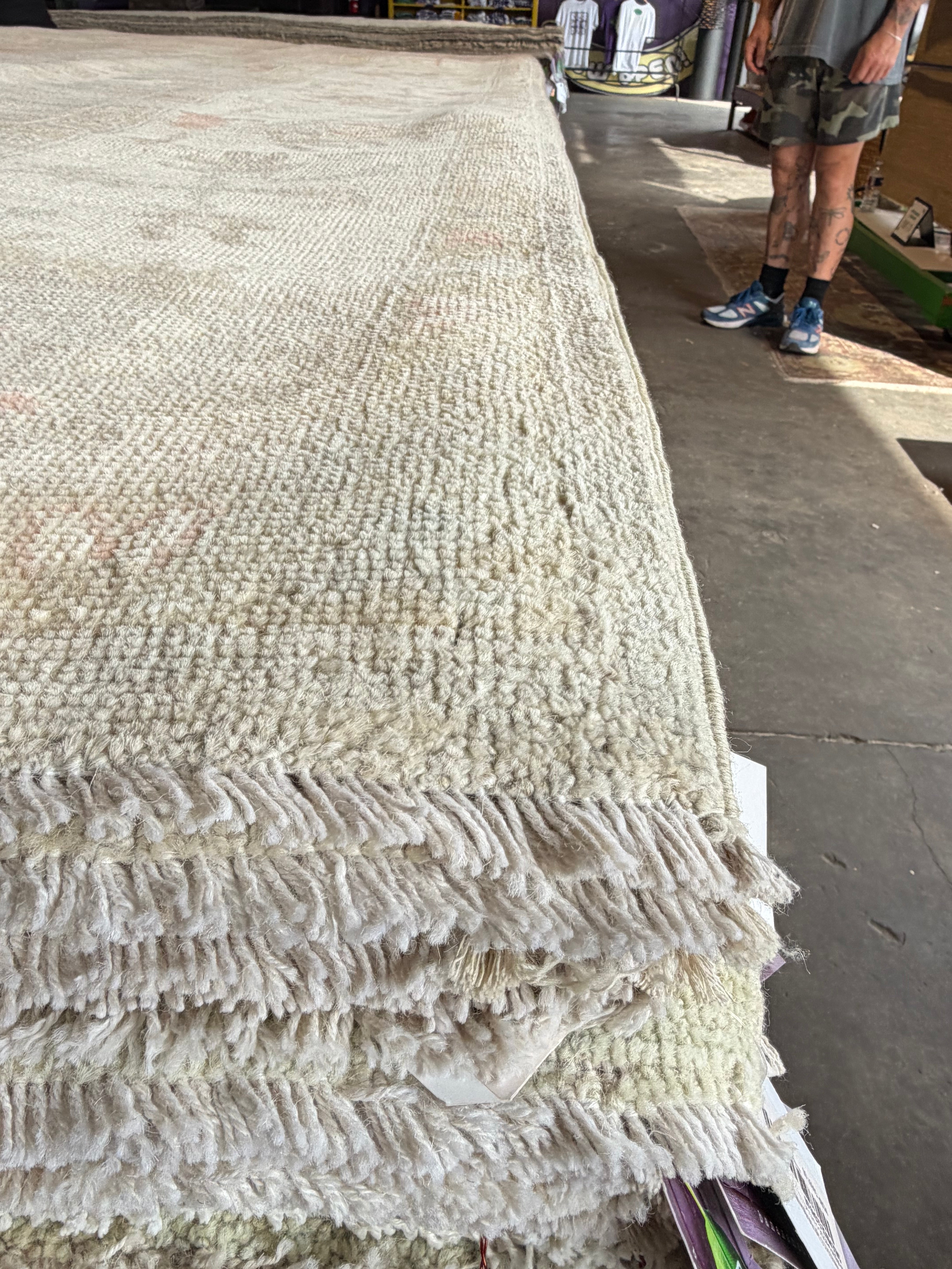 Mel Whitney 9.2x11.8 Ivory and Pink Afghani Whitewashed Oushak