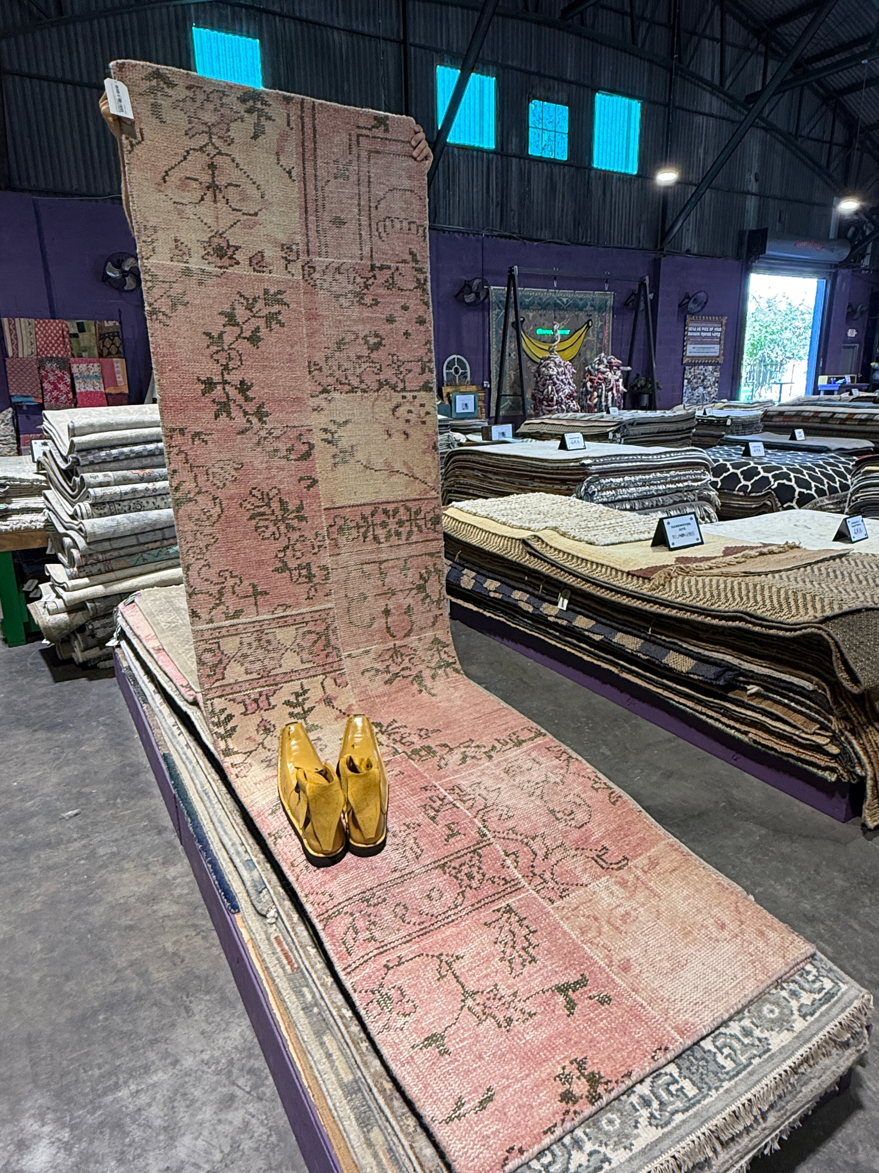 Mae Whitman 2.6x9.6 Hand-Knotted Pink Oushak Runner Rug