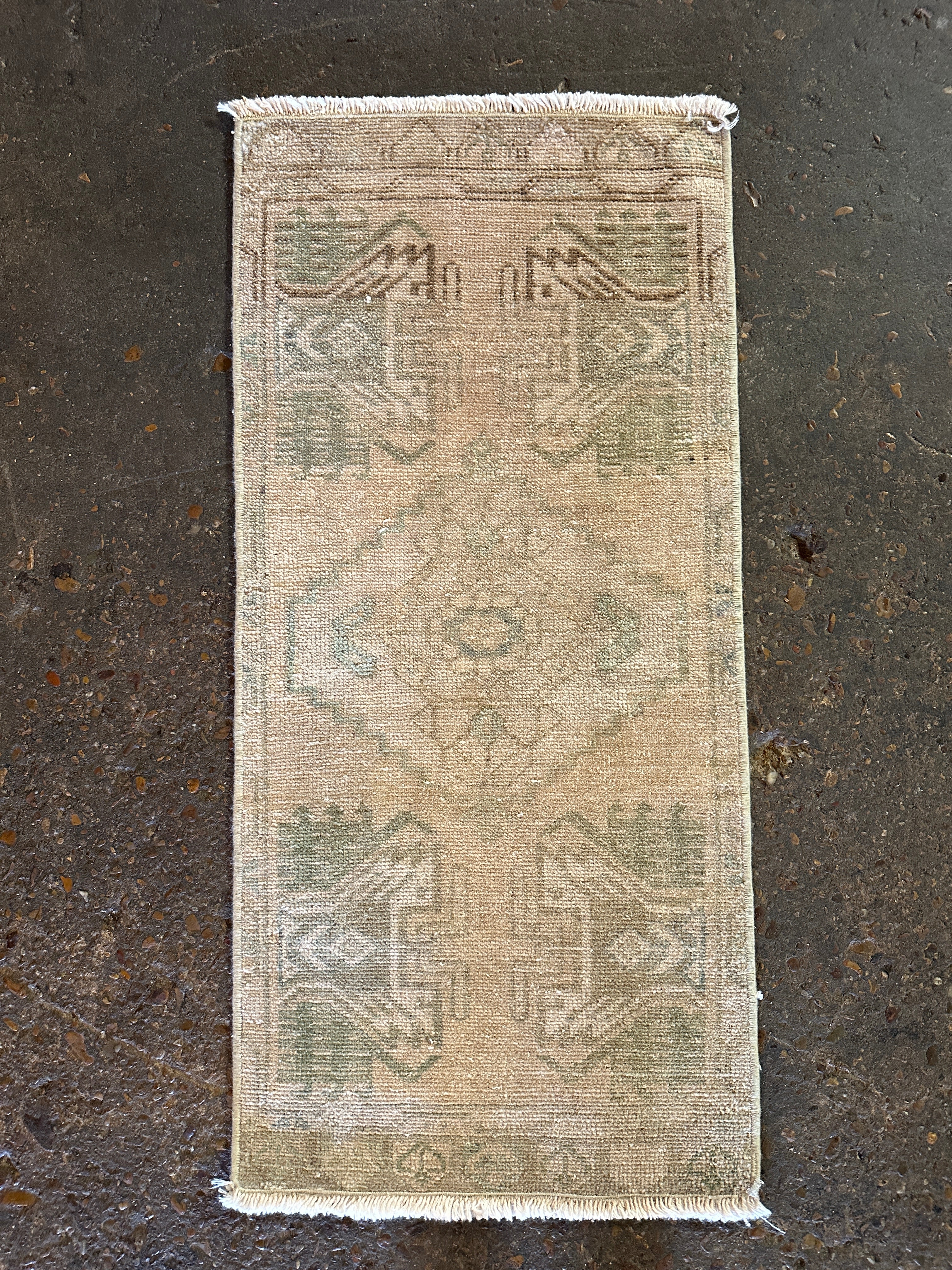 Vintage 1.9x3 Pink Turkish Oushak Small Rug – Banana Manor Rug Factory ...