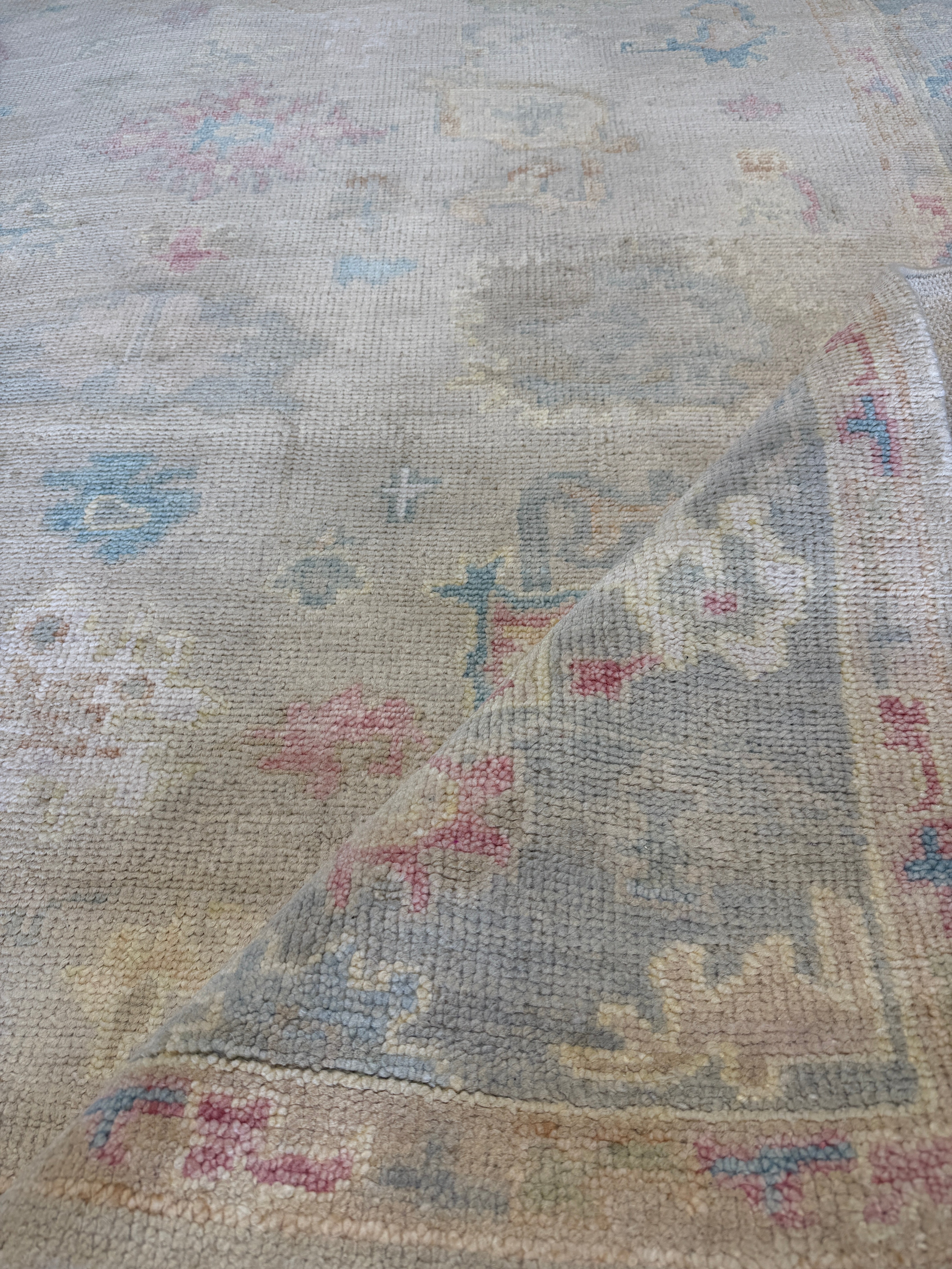 Benedetta Head 8x10 Multi Color Hand-Knotted Oushak Rug