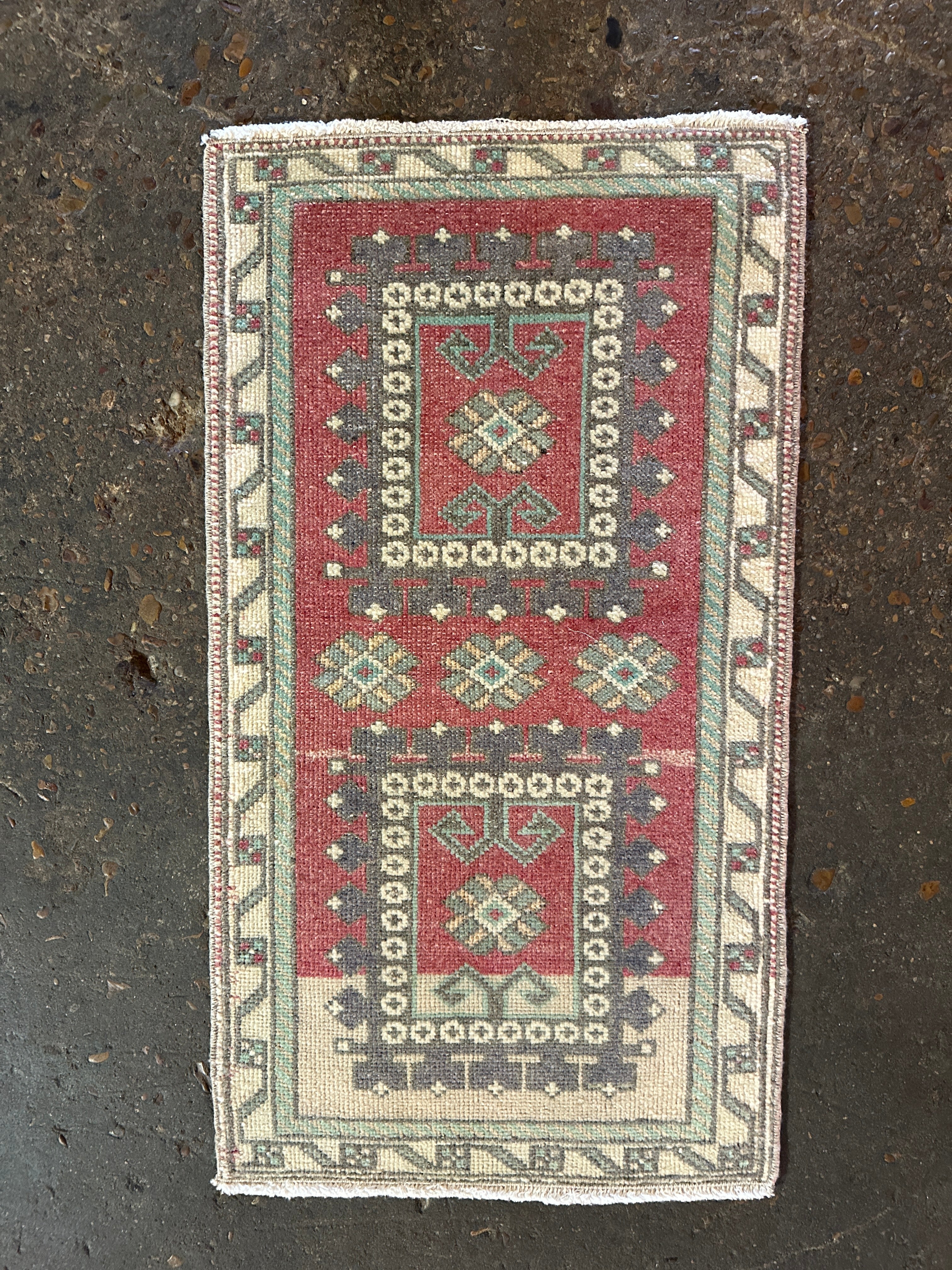 Vintage 1.6x2.9 Red and Ivory Turkish Oushak Small Rug