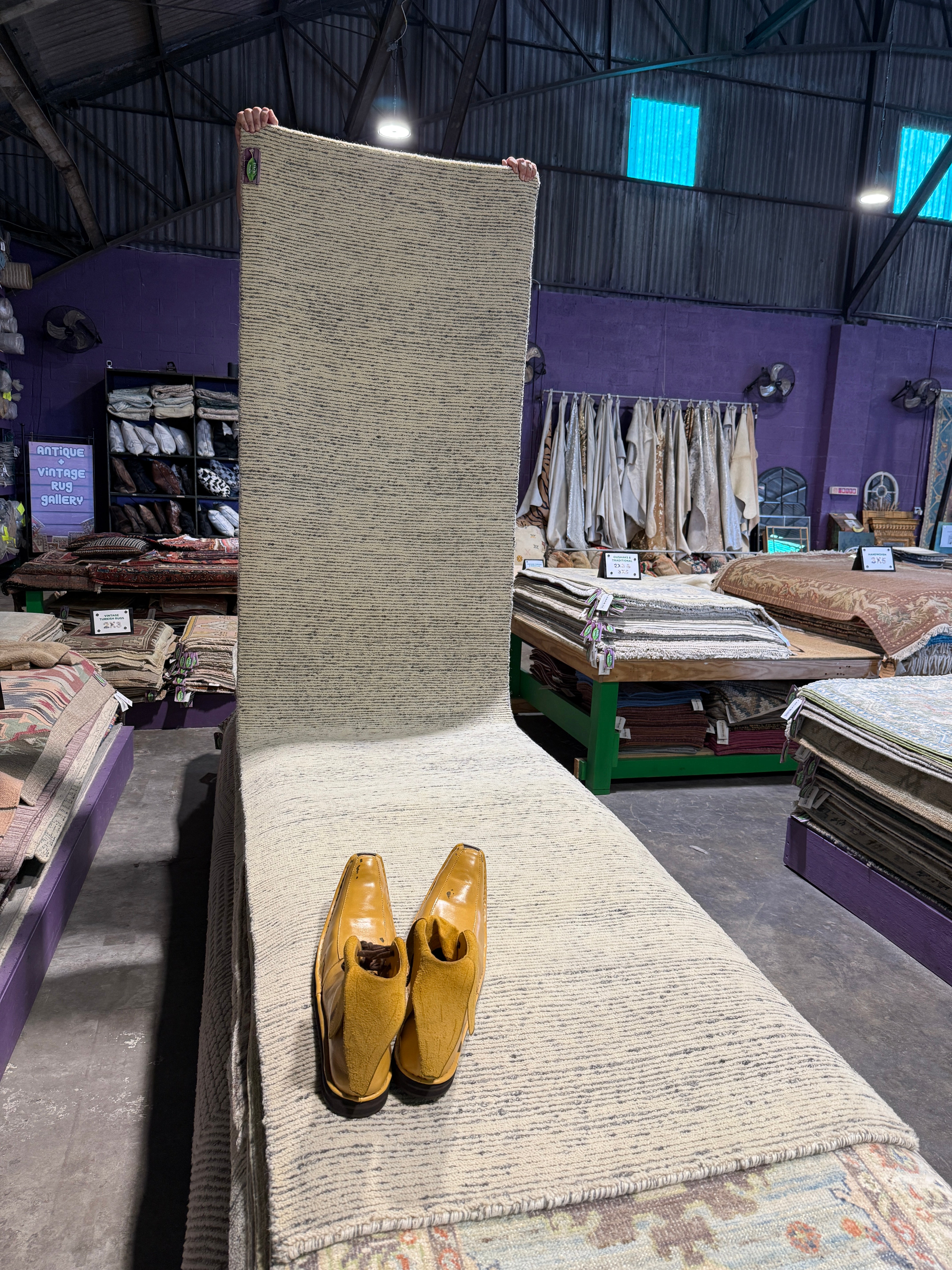 Kathy 2.9x11.3 Hand-Knotted Silver & Grey Loop Cut Runner Rug