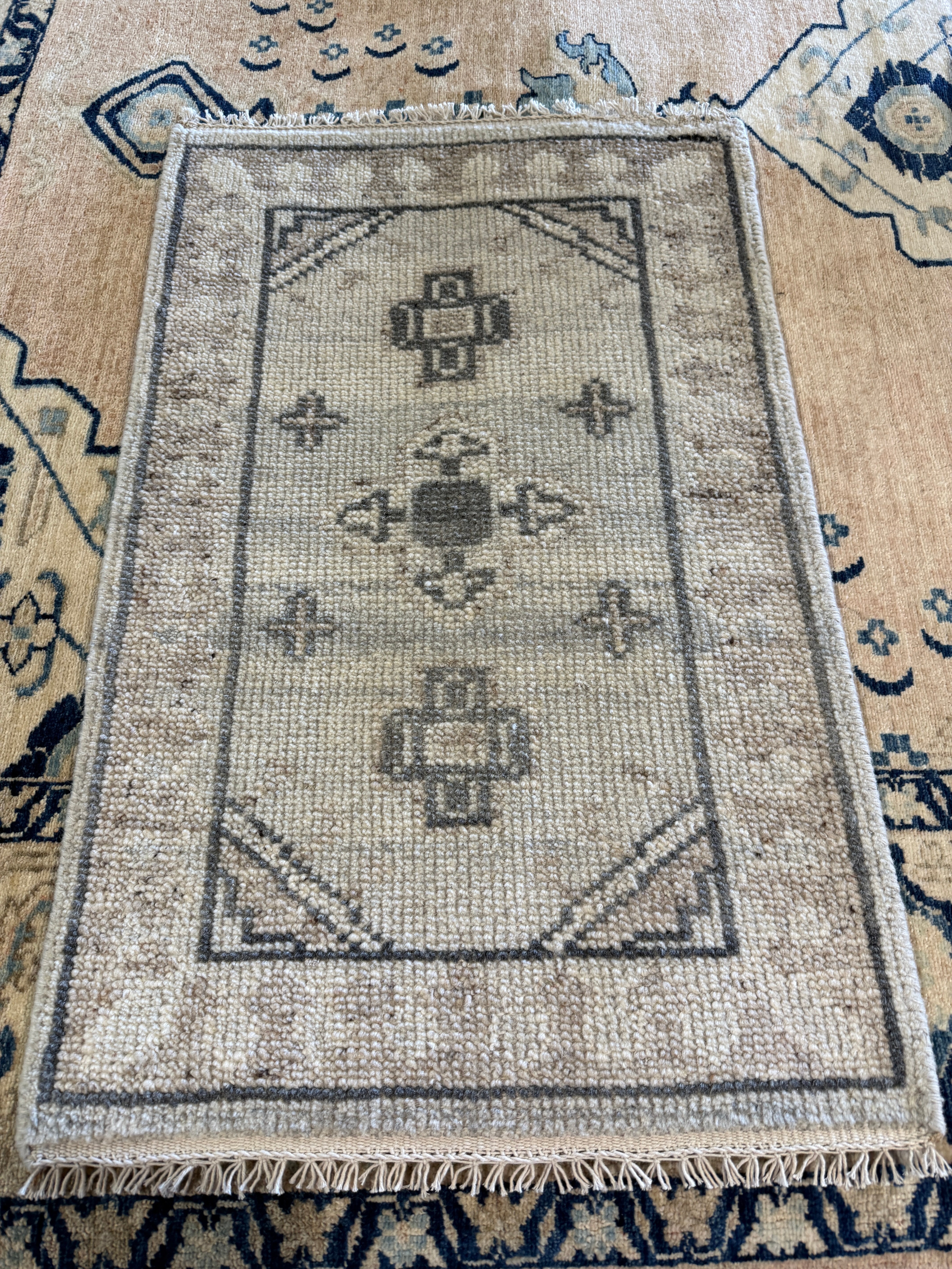 Ashley Allen 2x3 Hand-Knotted Oushak Rug
