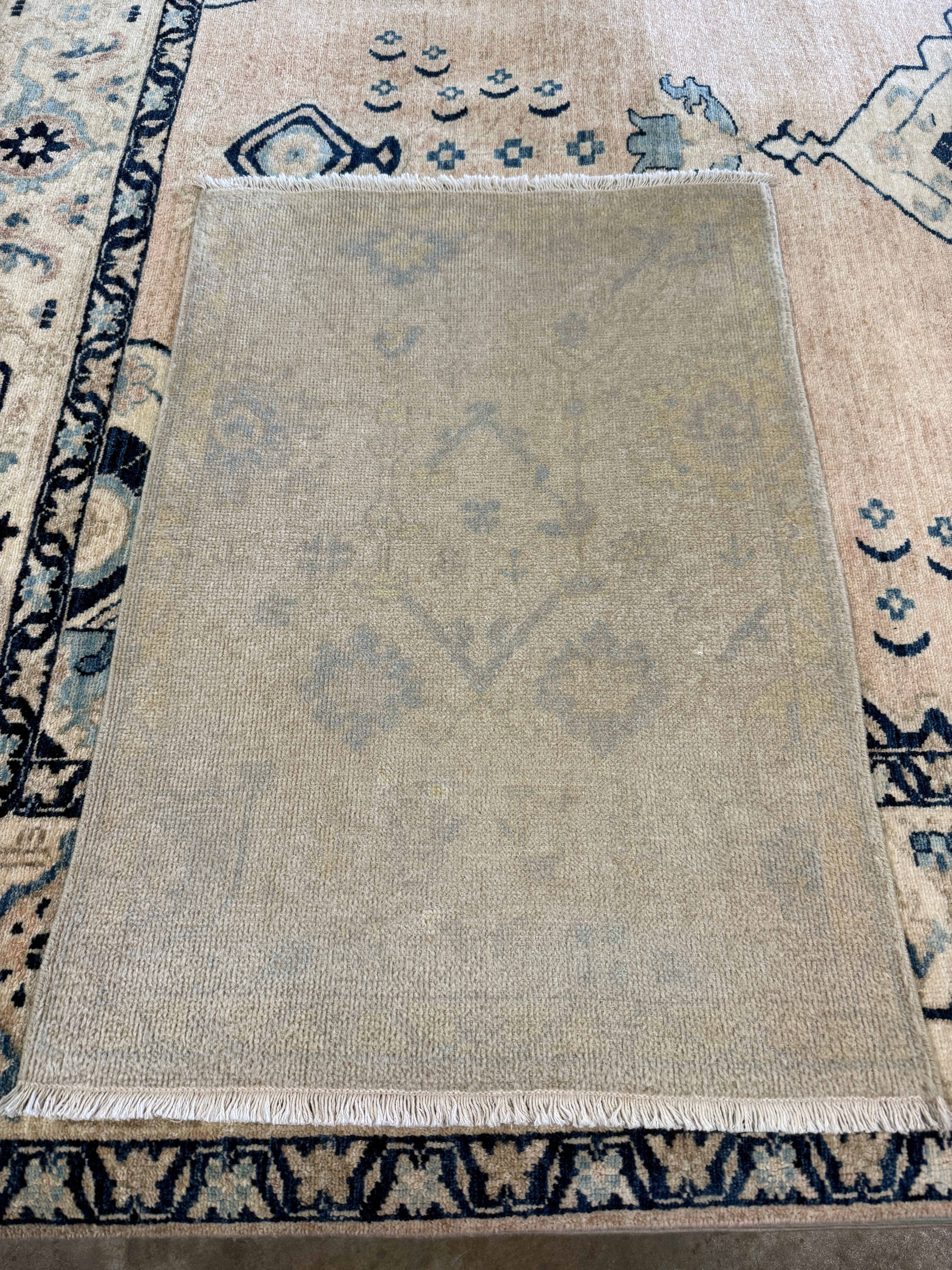 Bernadette Allen 2x3 Hand-Knotted Oushak Rug