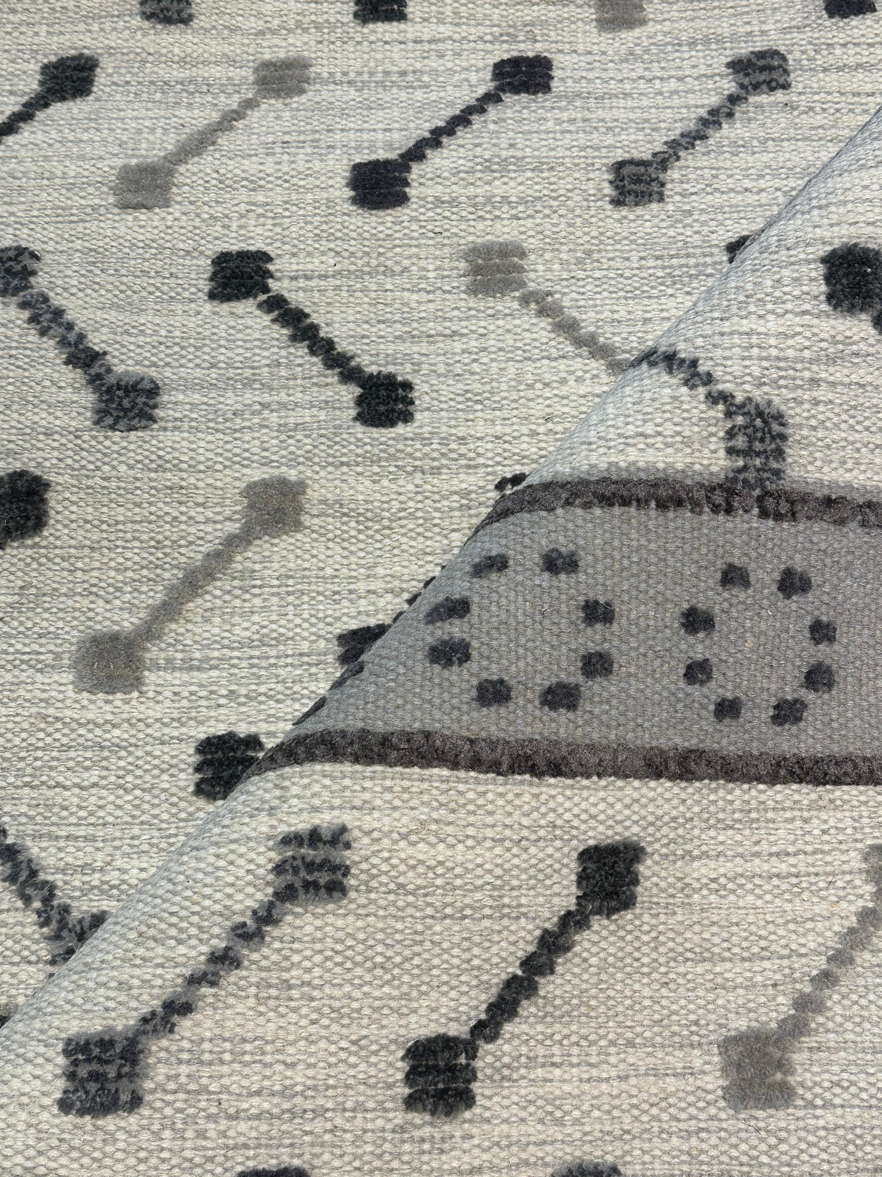 Vals 6x9 Handwoven Ivory & Grey Modern