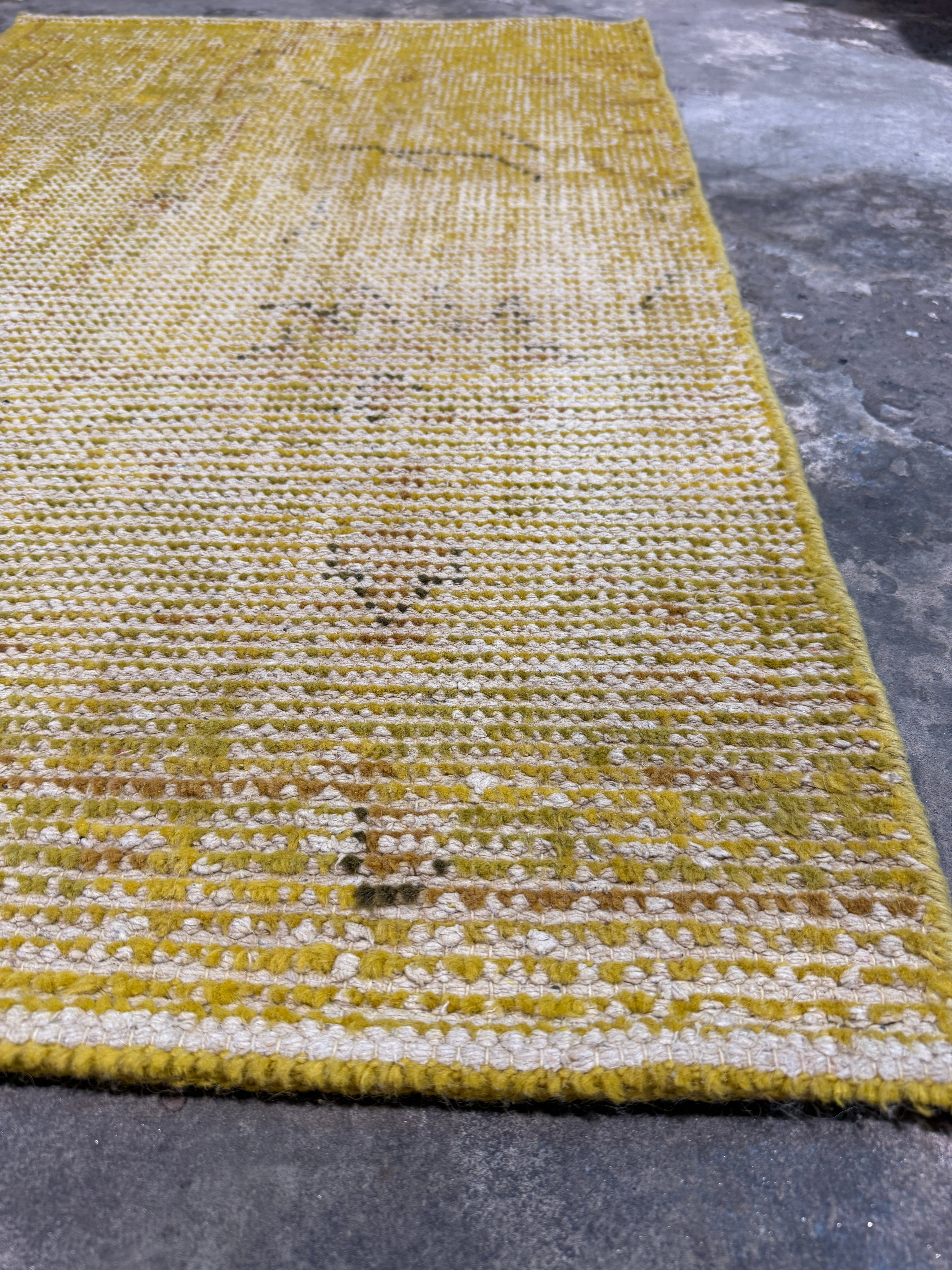 Ashley Strum 2.3x4.6 Hand-Knotted Rug