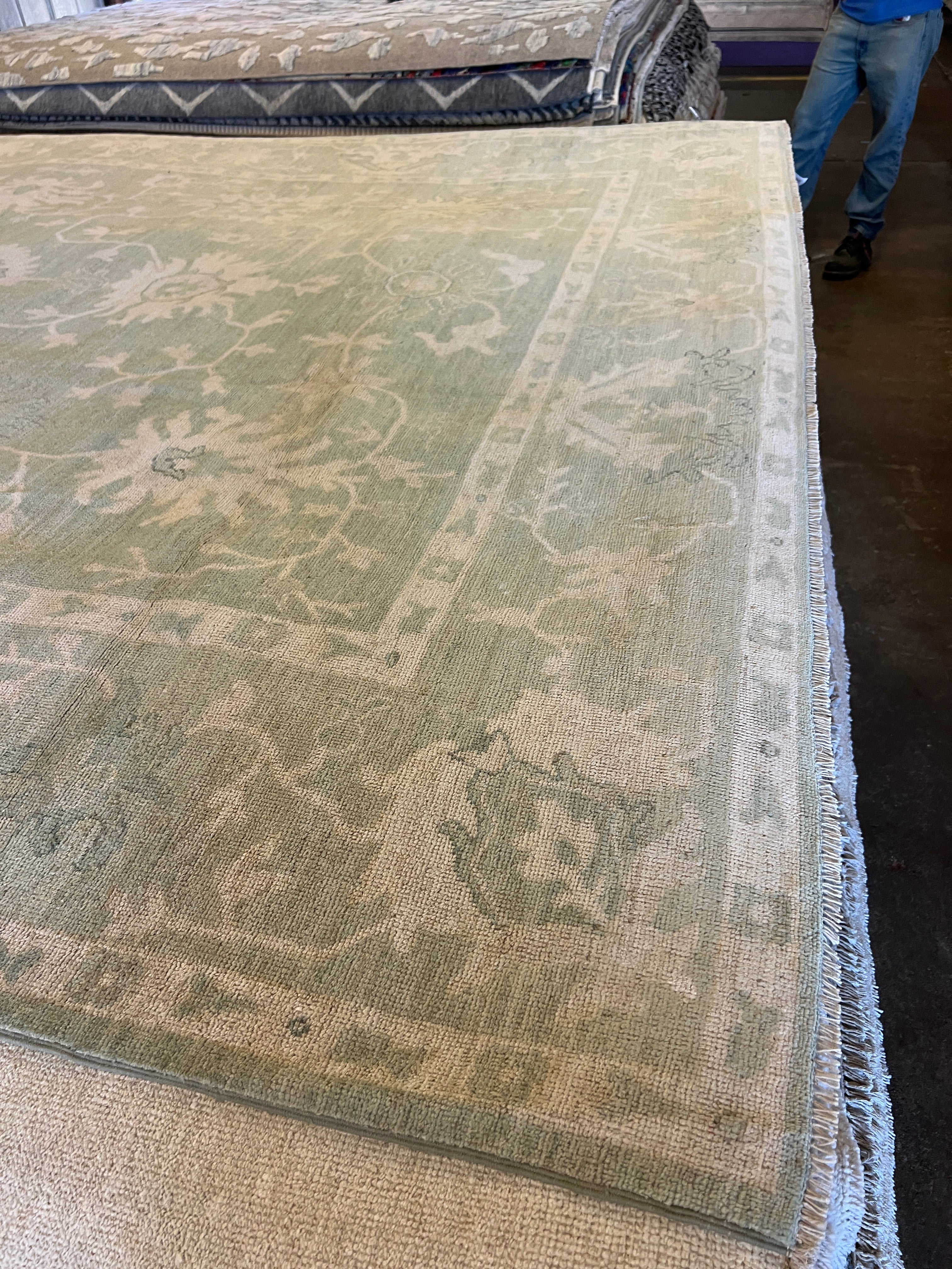 Claudette 9.5x13.2 Ivory and Green Hand-Knotted Oushak Rug