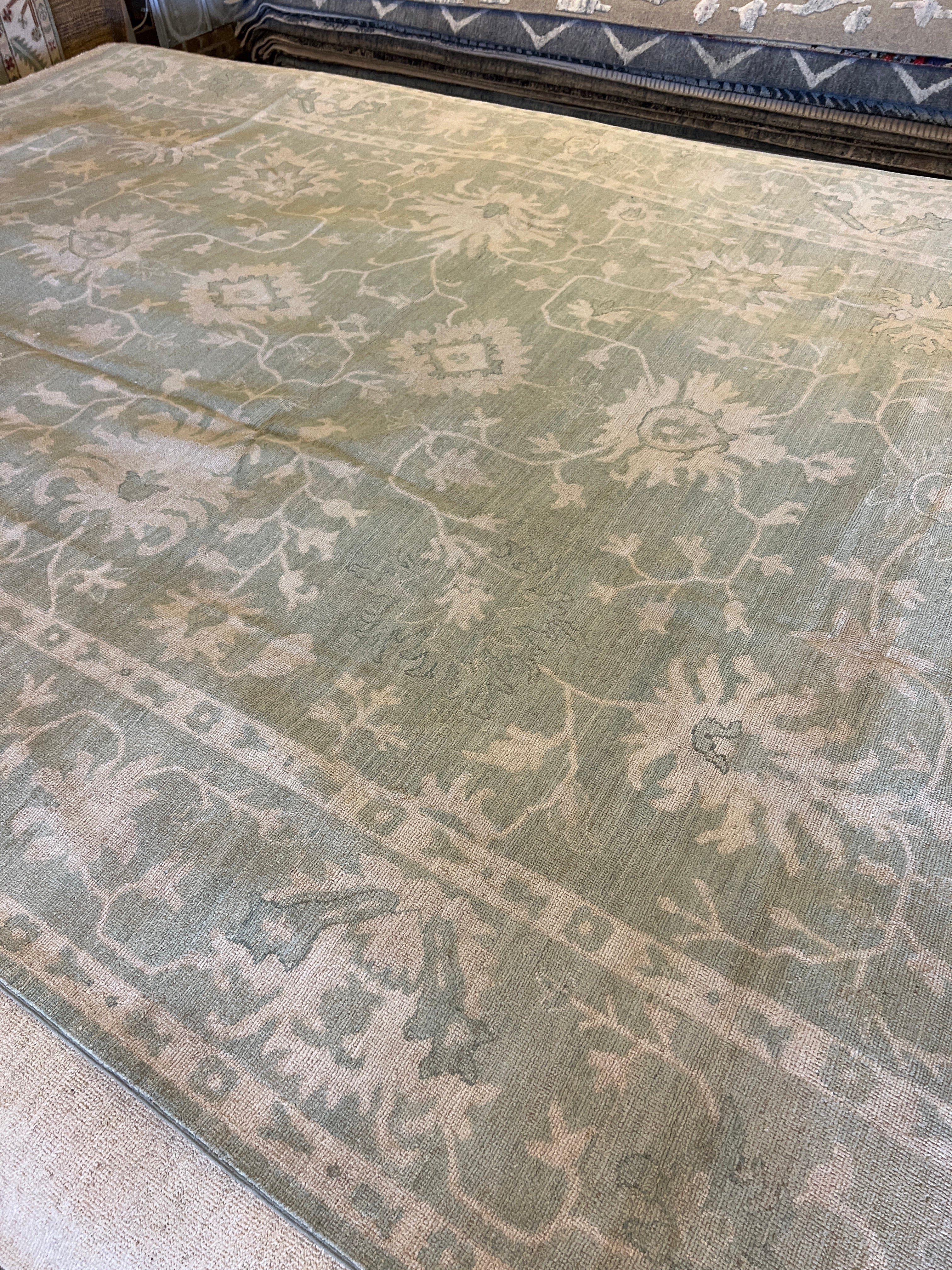 Claudette 9.5x13.2 Ivory and Green Hand-Knotted Oushak Rug