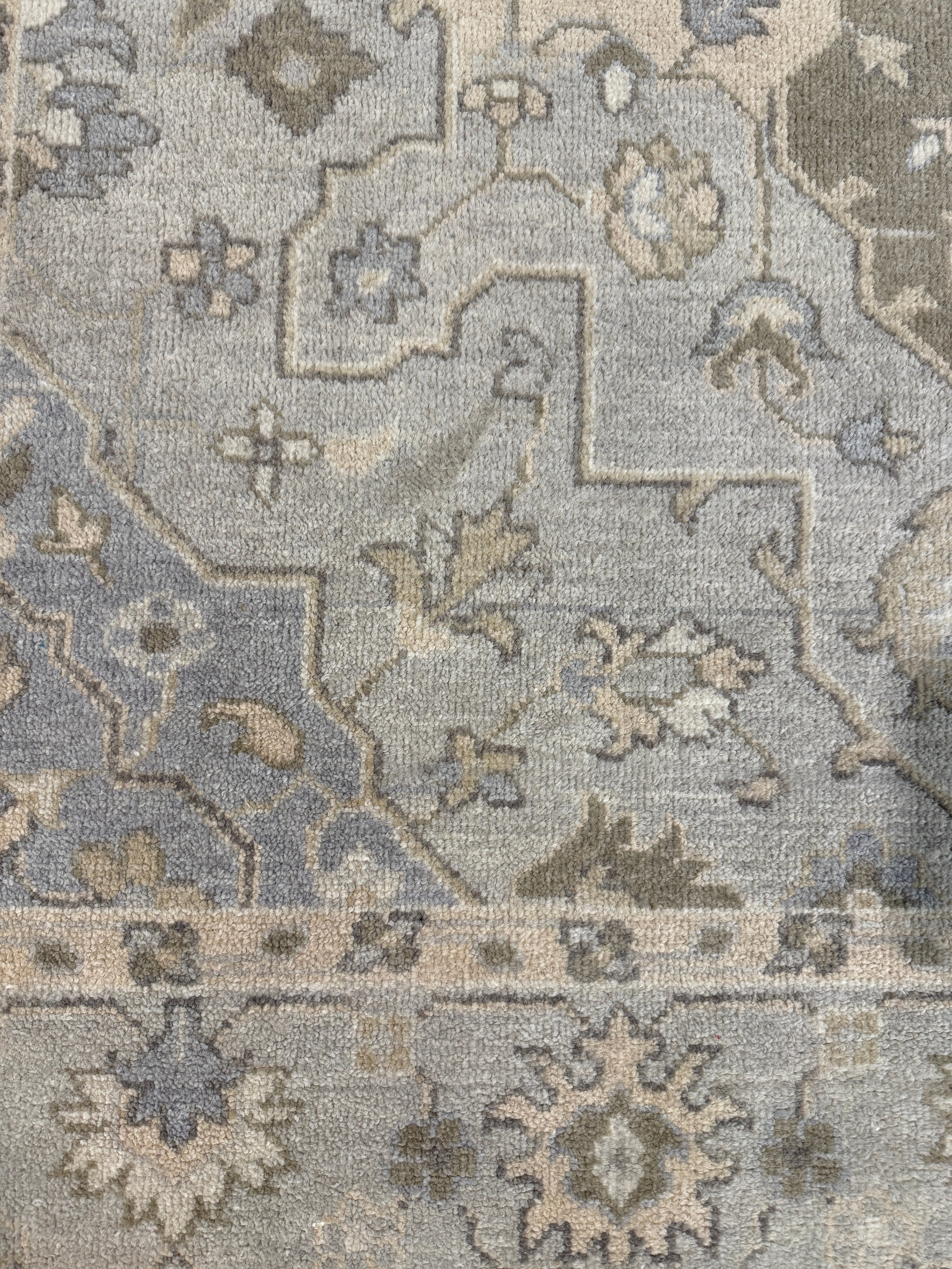 Kelly Strum 2.3x4.6 Grey Hand-Knotted Oushak Rug