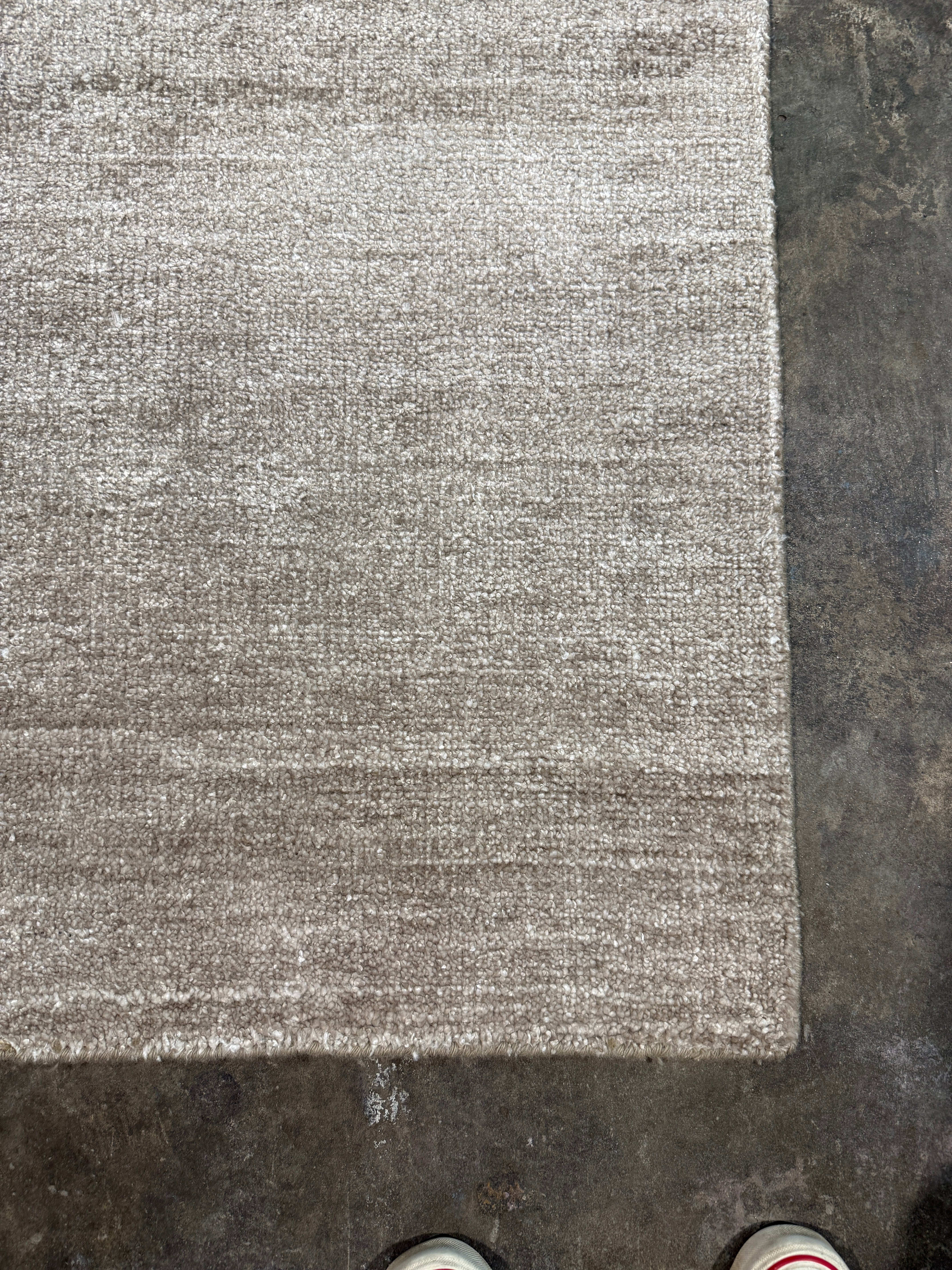 Allison Strum 2.3x4.6 Hand-Knotted Modern Rug
