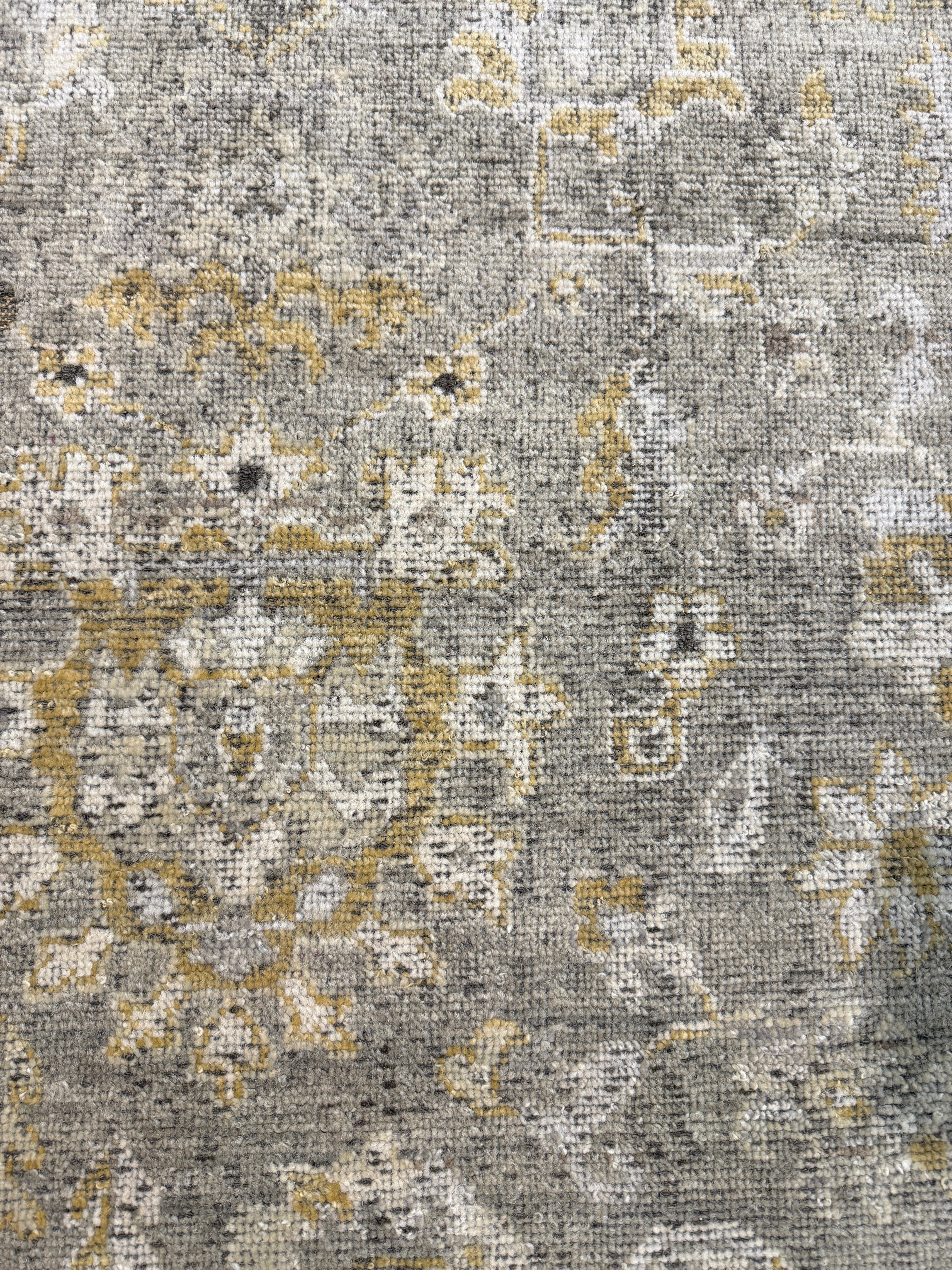 Linda Clark 2.6x4 Grey Hand-Knotted Oushak Rug