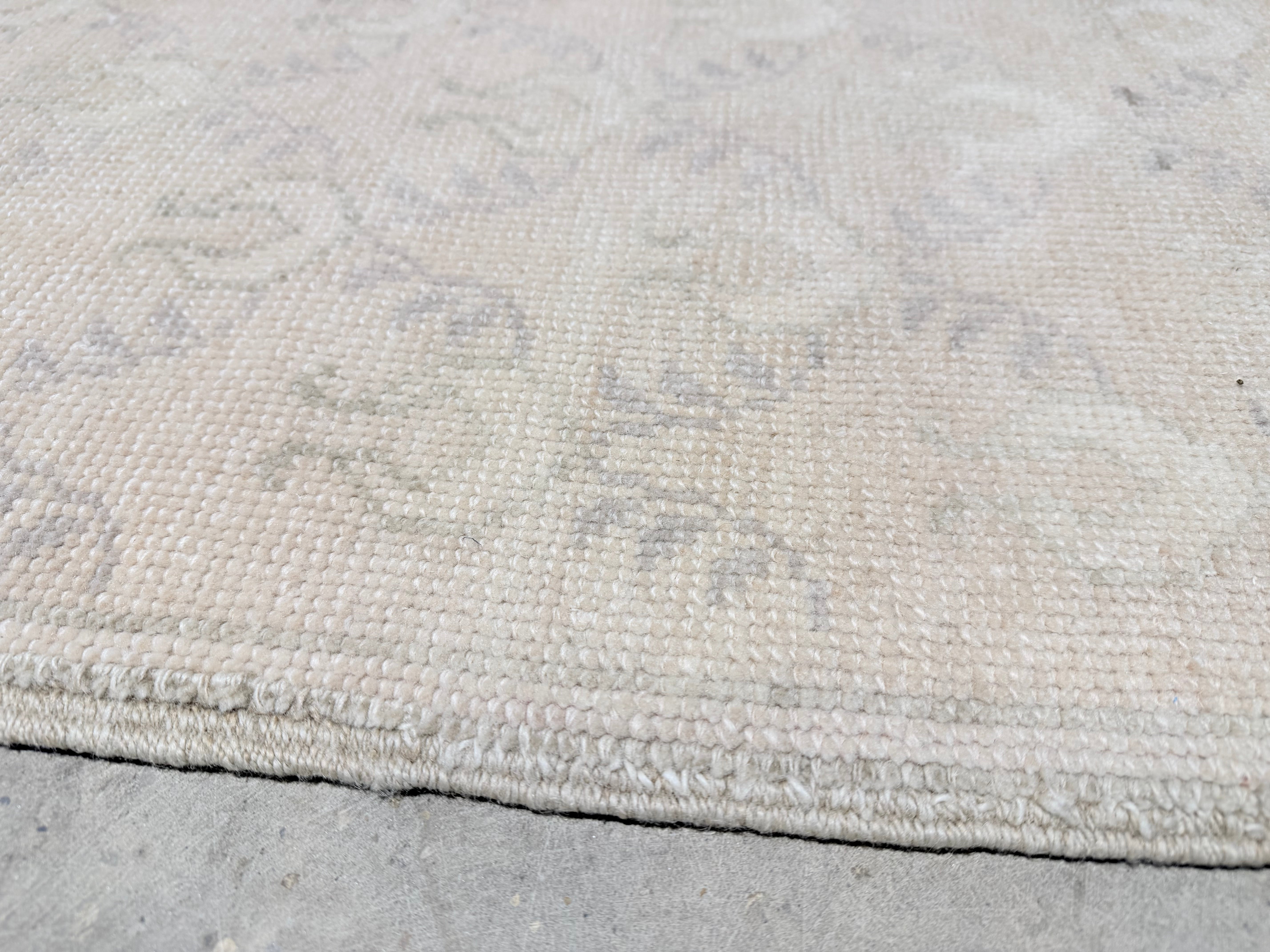 Rebecca Thomas 2.9x6.2 Turkish Cream Rug