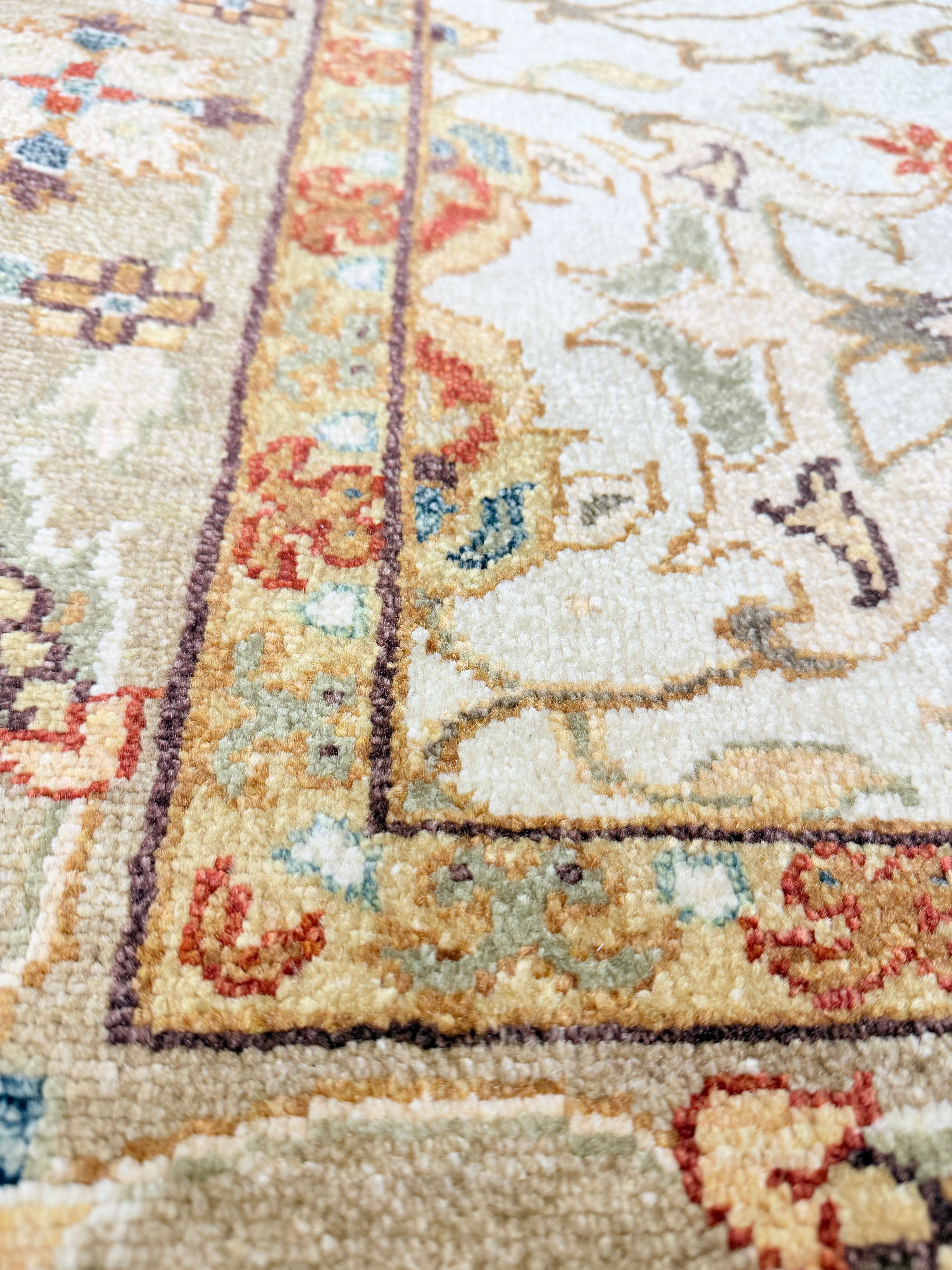 Elizabeth Harlow 4x6 Badkhshan Ivory Rug