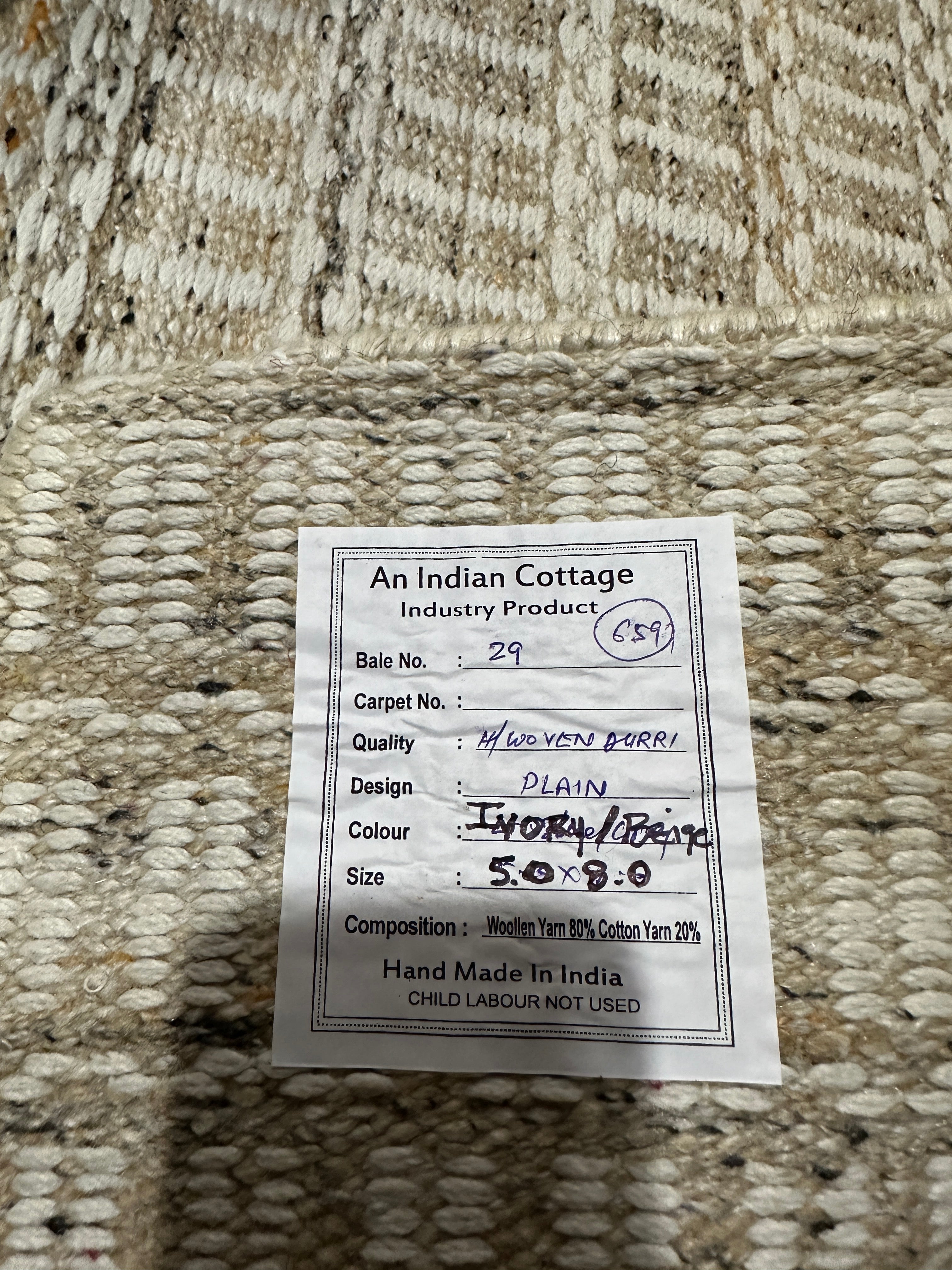 Chow 5.3x7.6 Hand-Woven Durrie Ivory and Tan